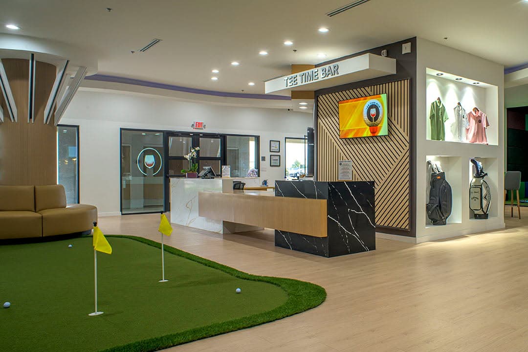 Tee Time Bar Elite Club Texas - Image 7