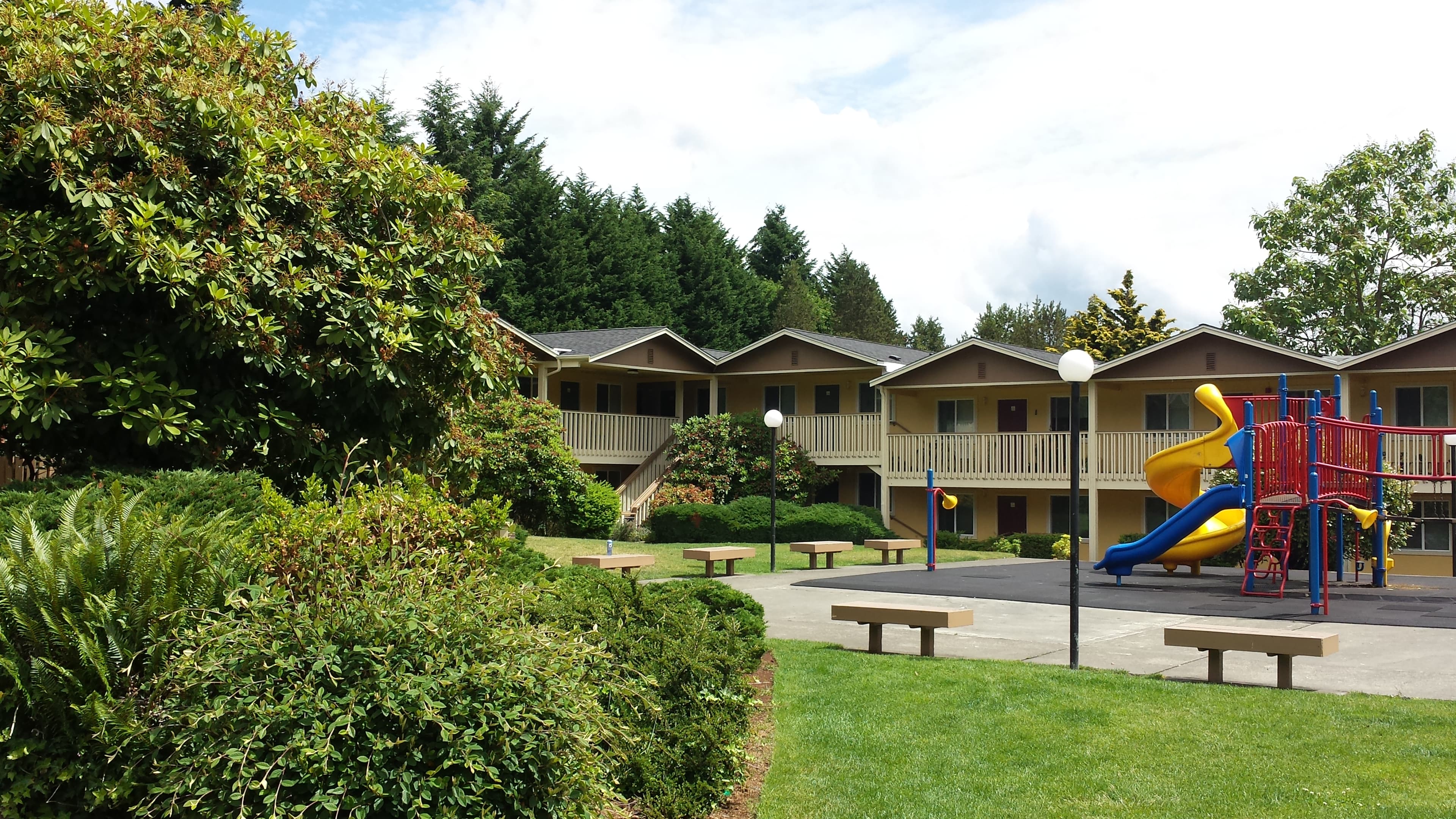 Somerset Gardens Apartments - Image 3