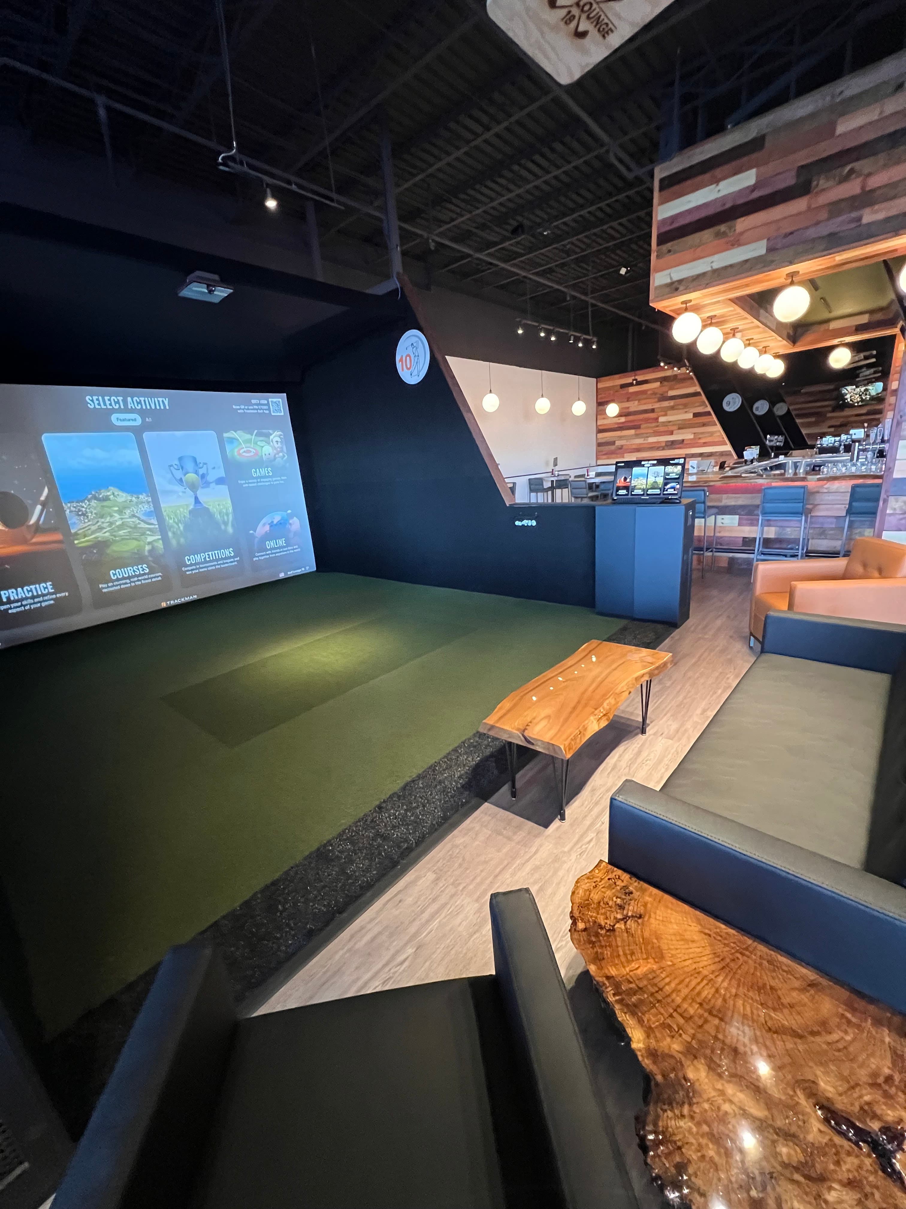 Golf Lounge 18 - Image 5