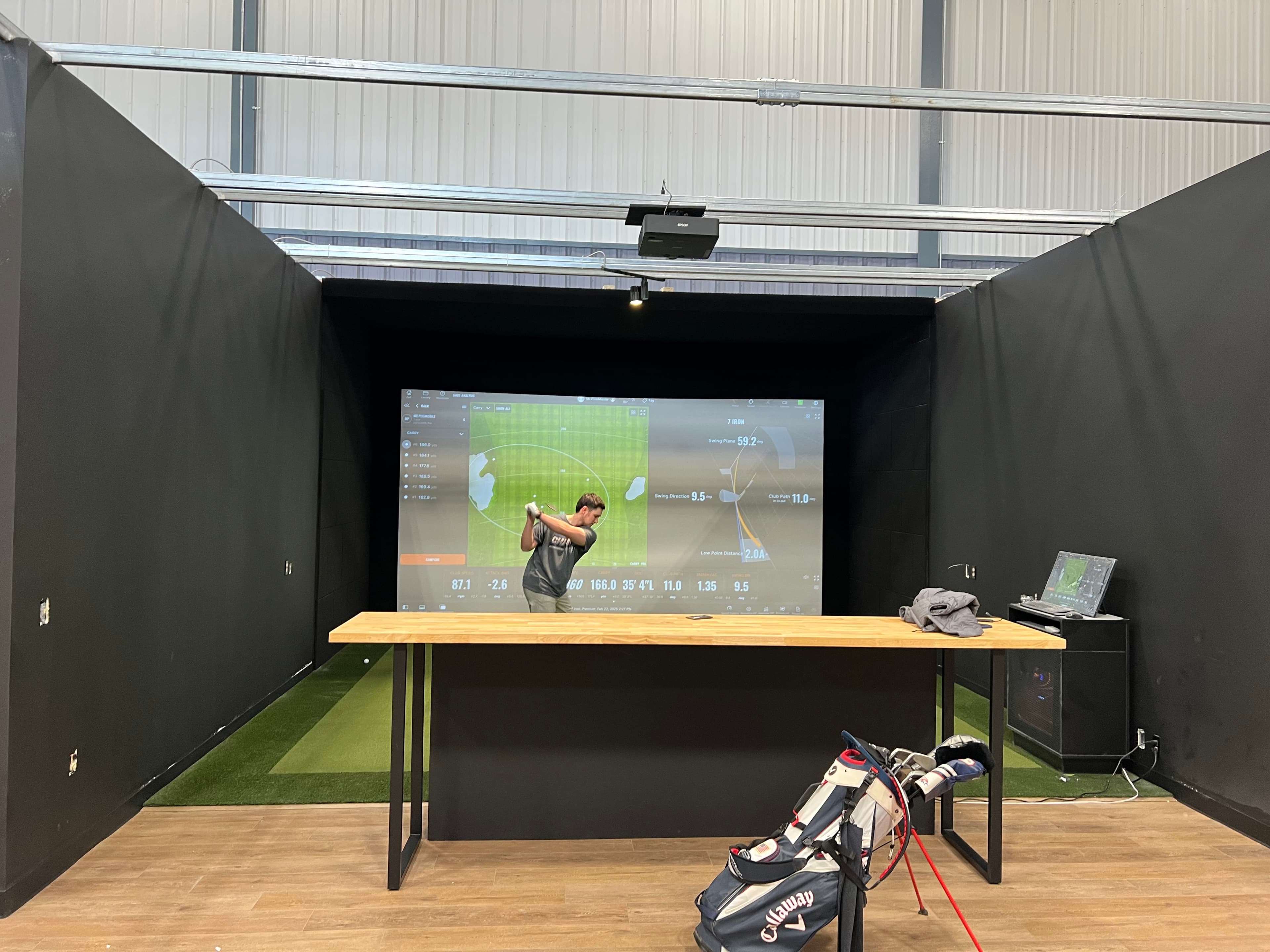 Tee Box Golf House - Image 6