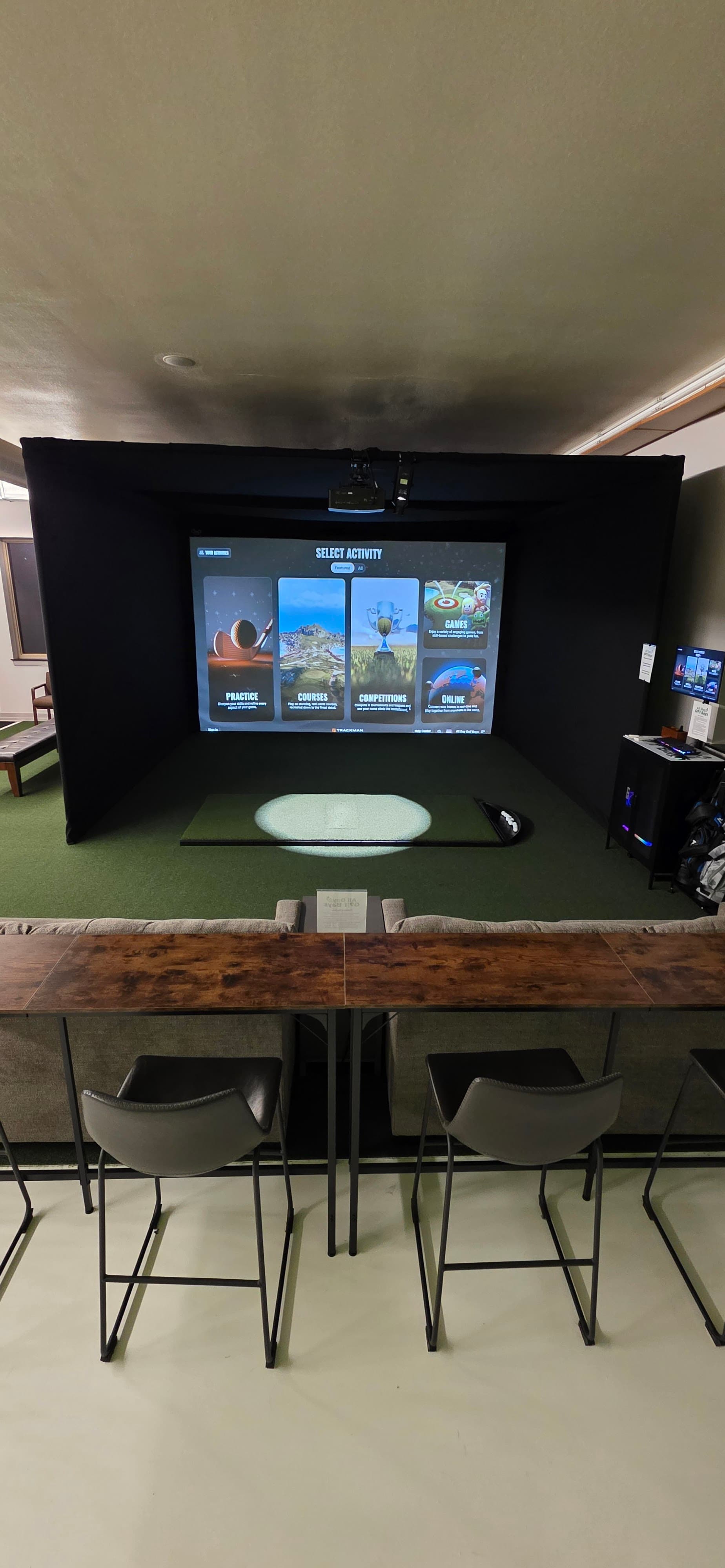 All Day Golf Bays - Image 9