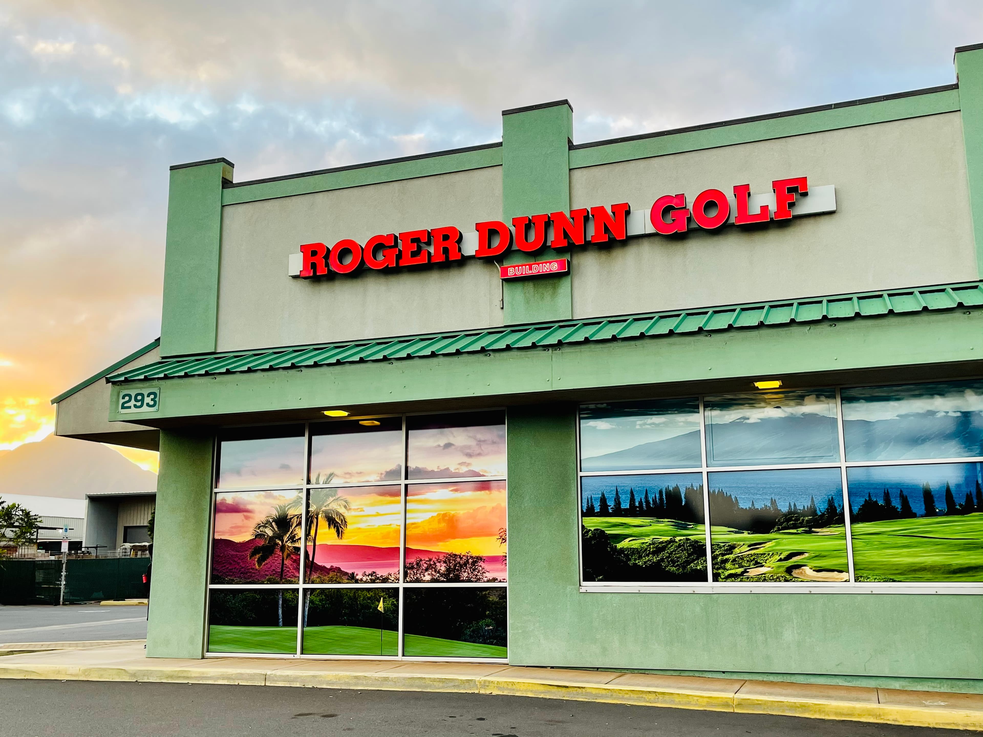 Roger Dunn Golf Hawaii - Image 5