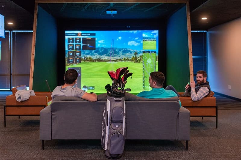 Office Golf - Image 3