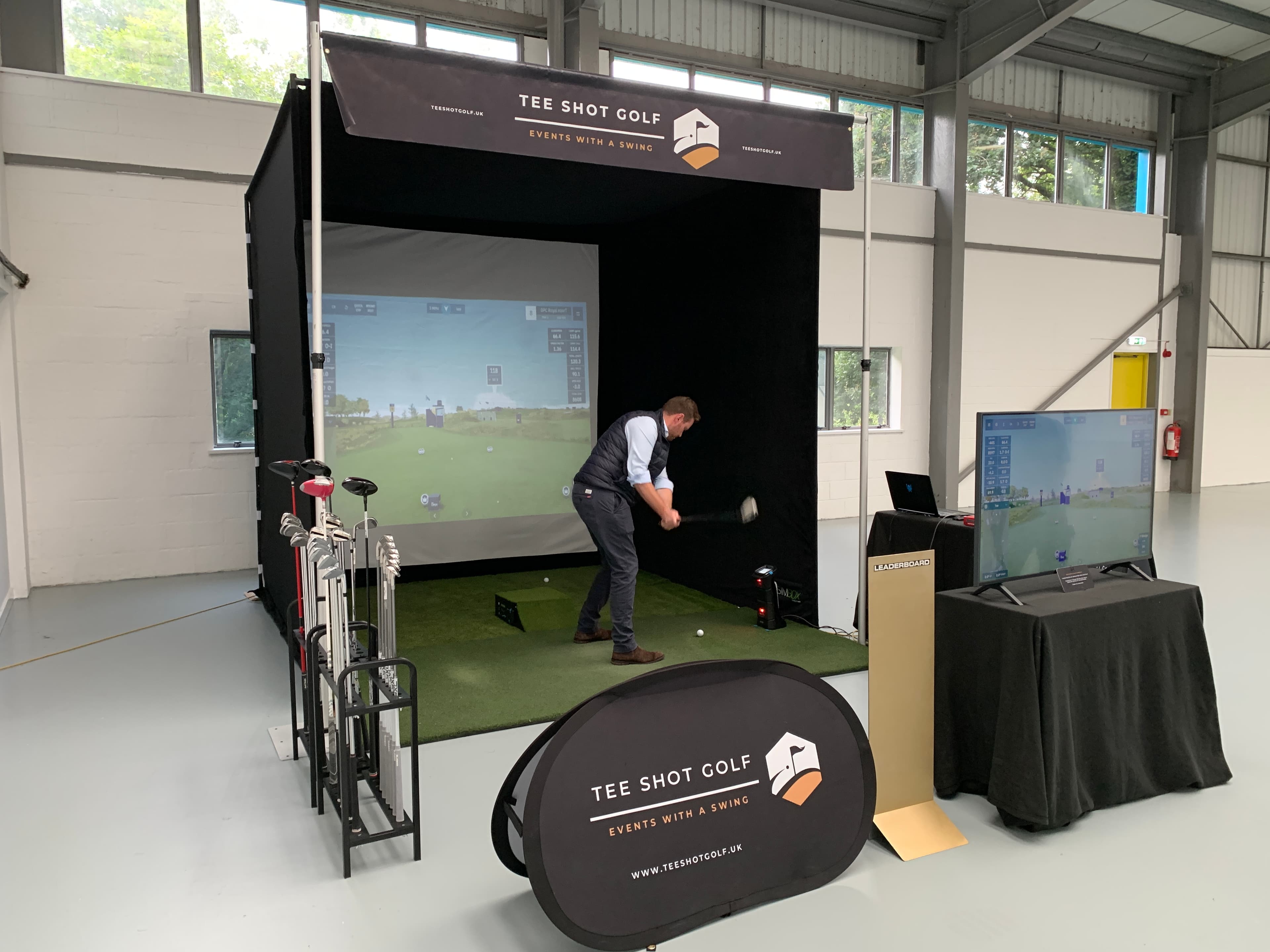 Tee Shot Golf - Mobile Golf Simulator Hire - Image 7
