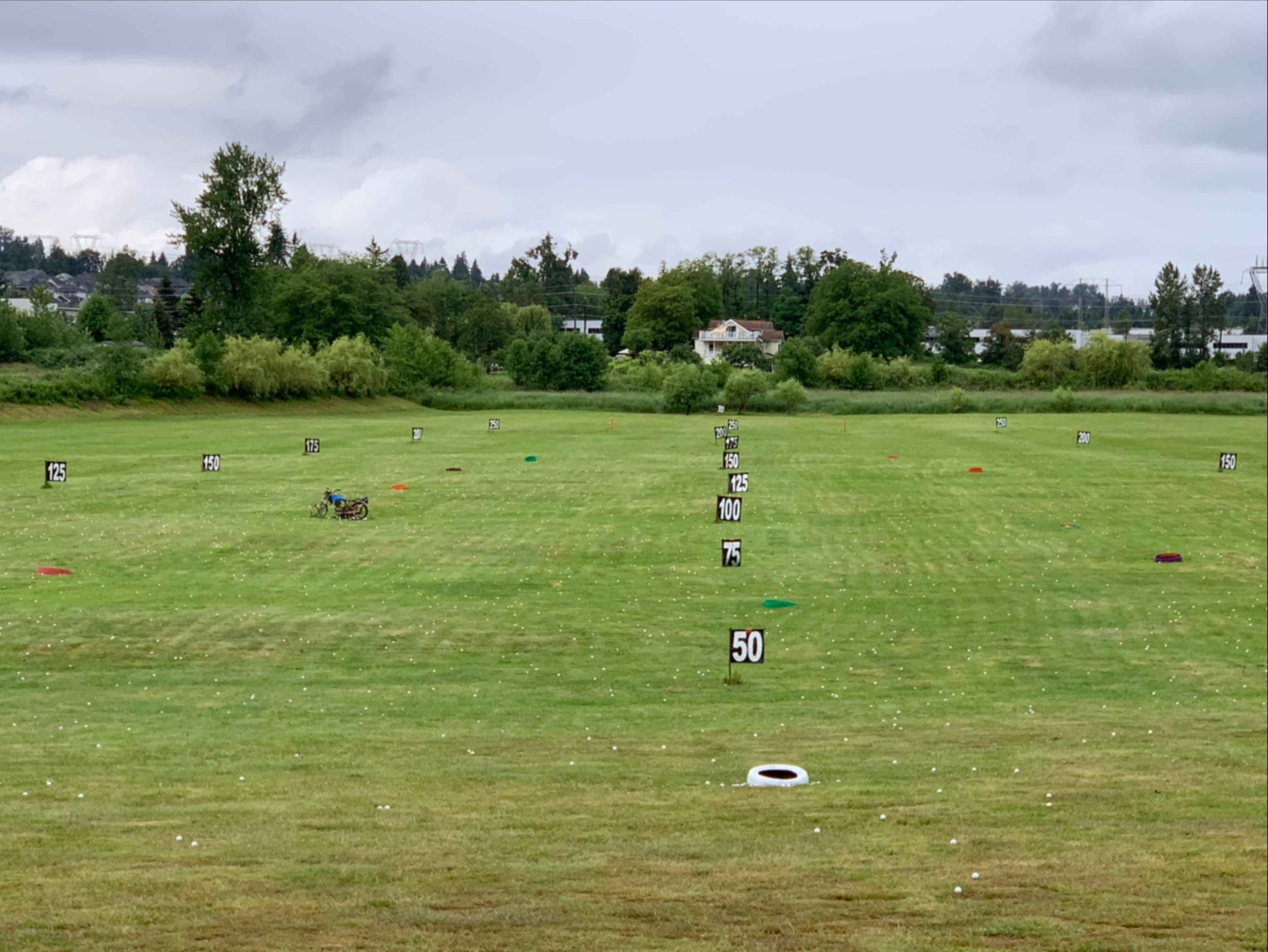 Hi-Knoll Driving Range & Minigolf - Image 7