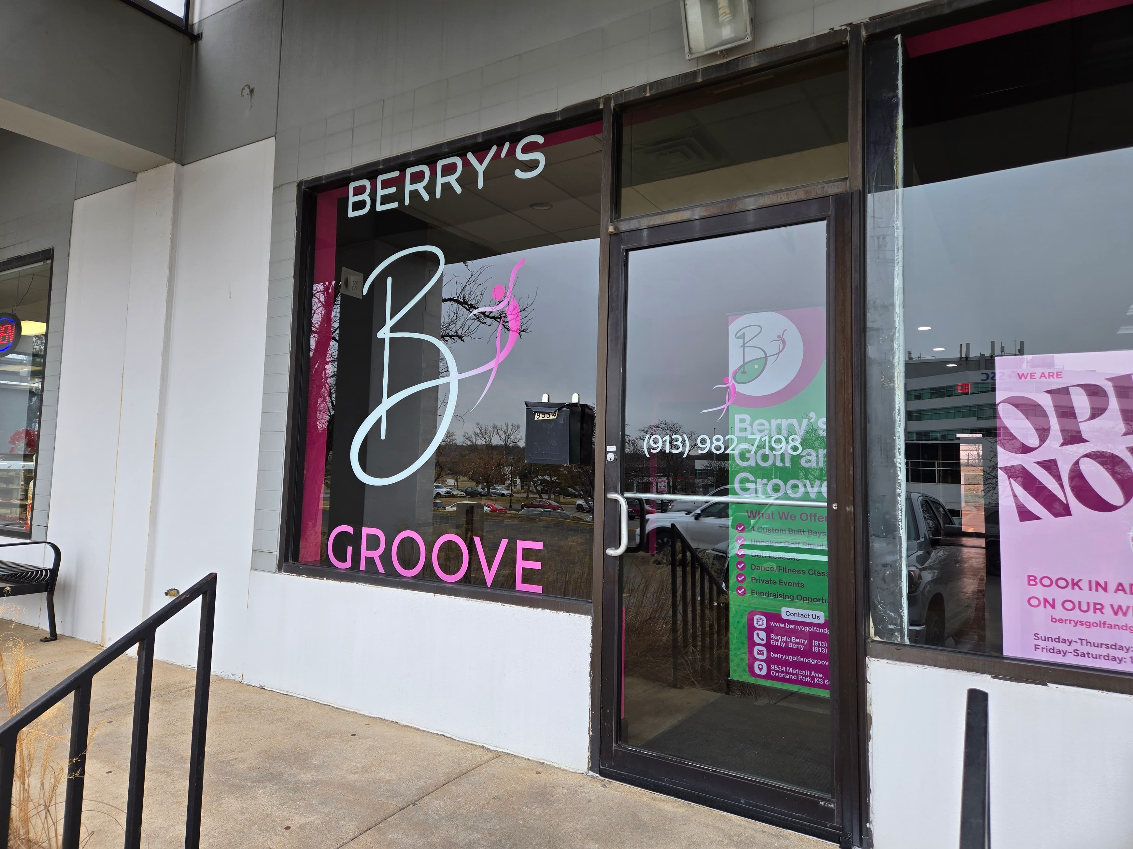 Berry's Golf & Groove - Image 6