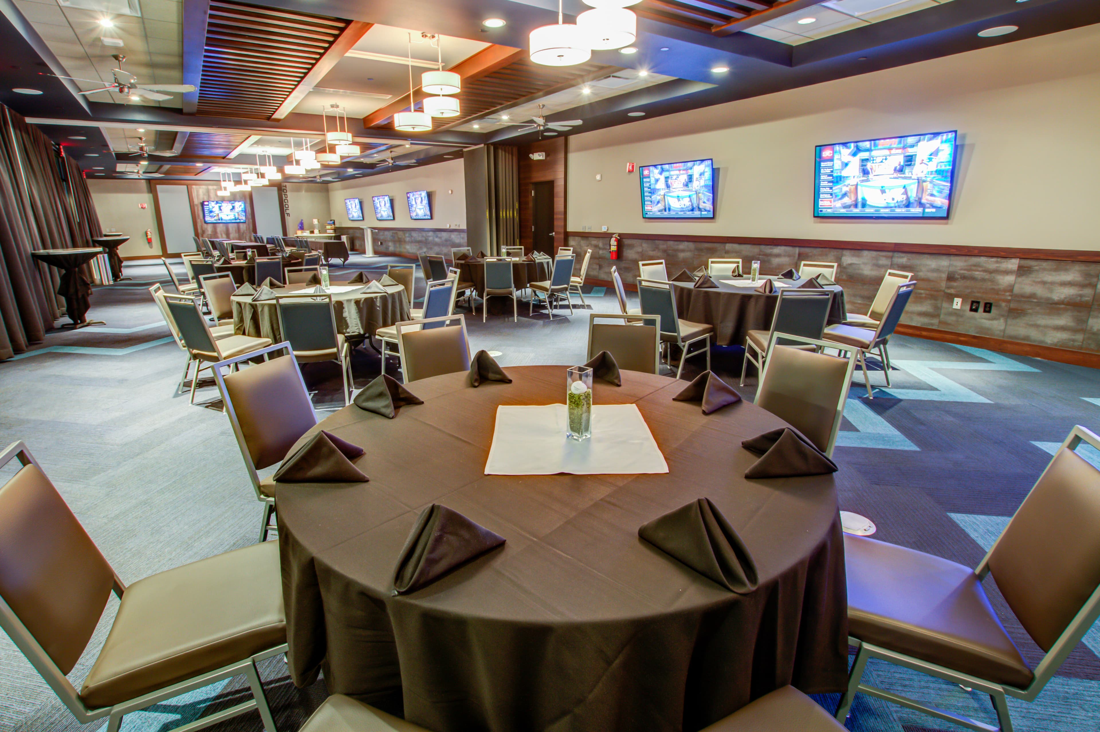 Topgolf Gilbert - Image 1