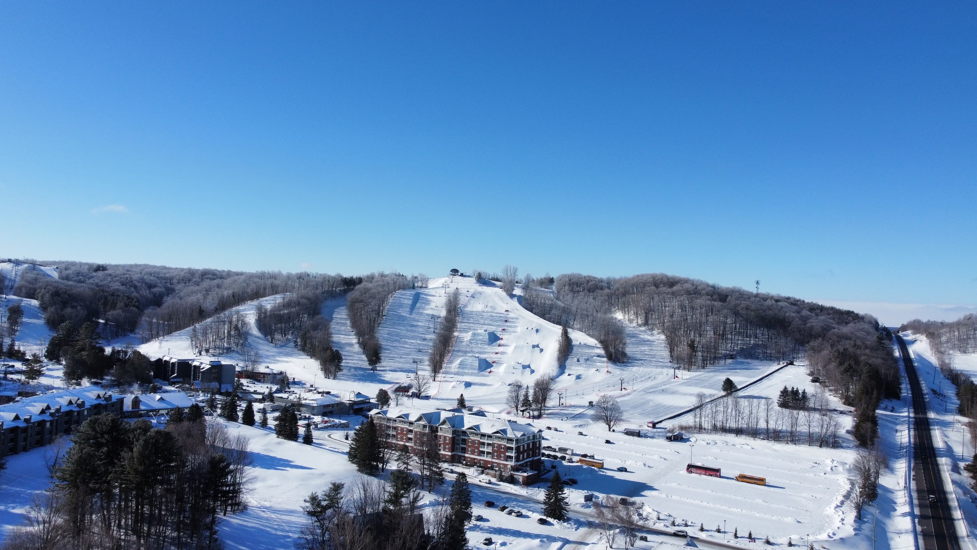 Horseshoe Valley Resort - Image 1