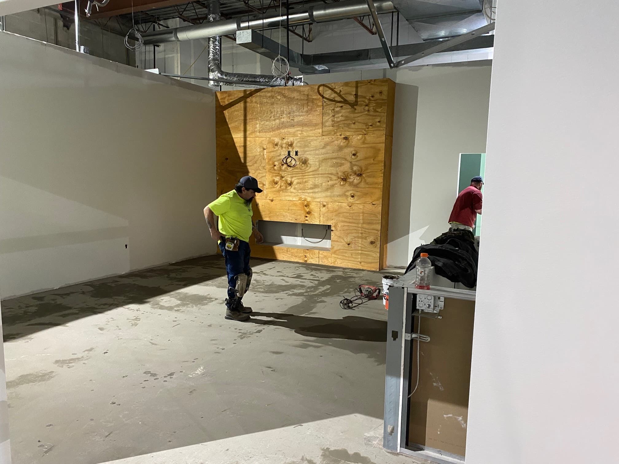 X-Golf Apple Valley - Image 7