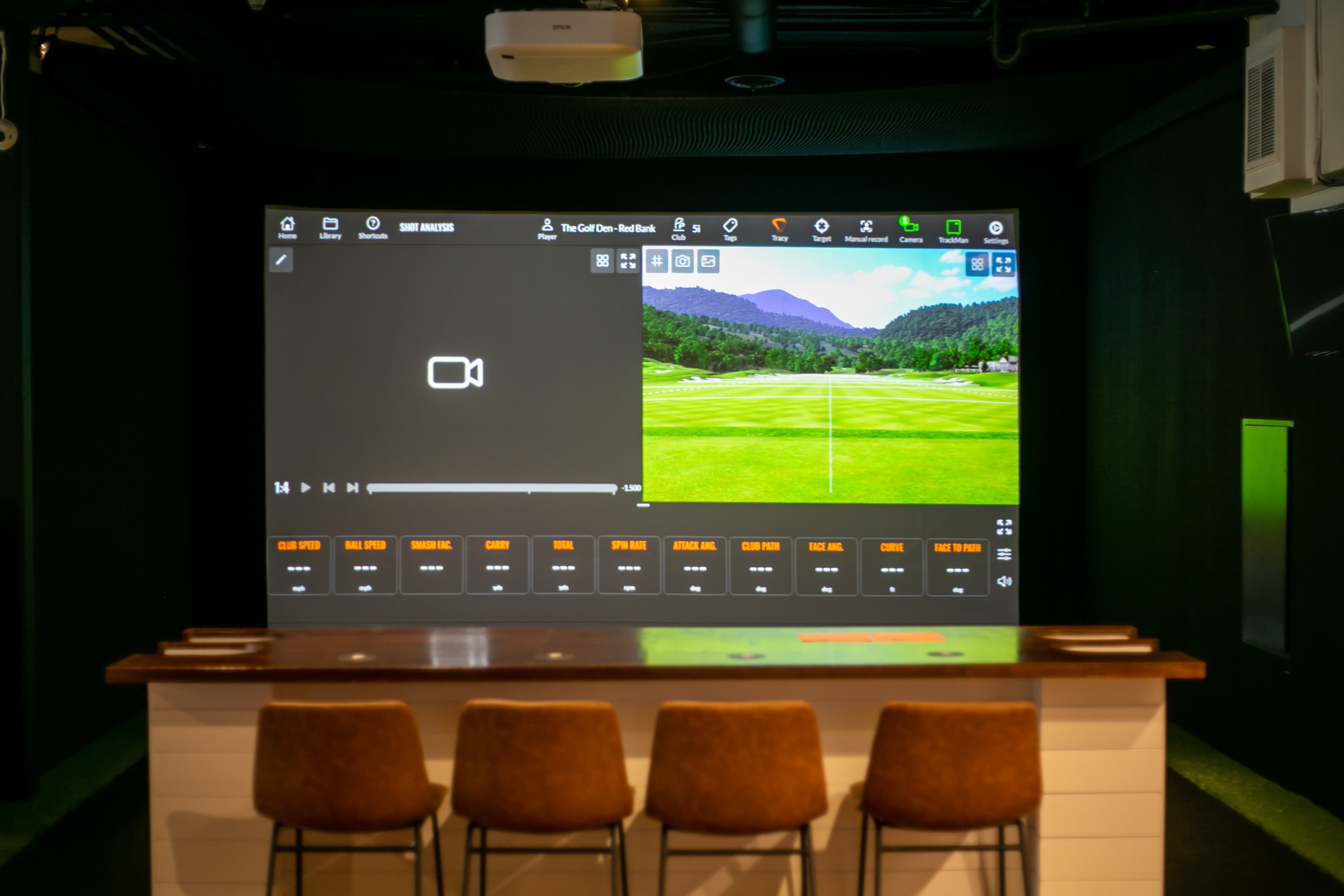 The Golf Den - Image 1