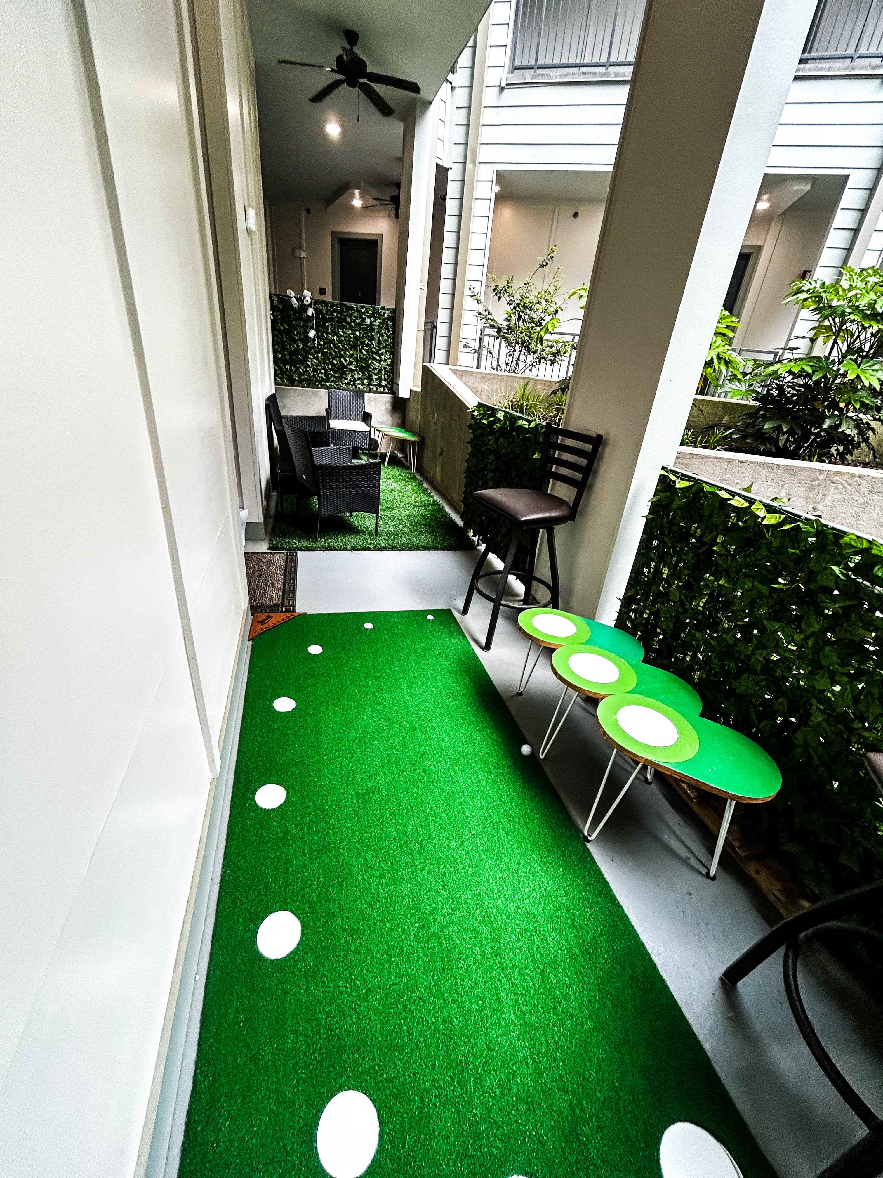 Green Office - Image 2