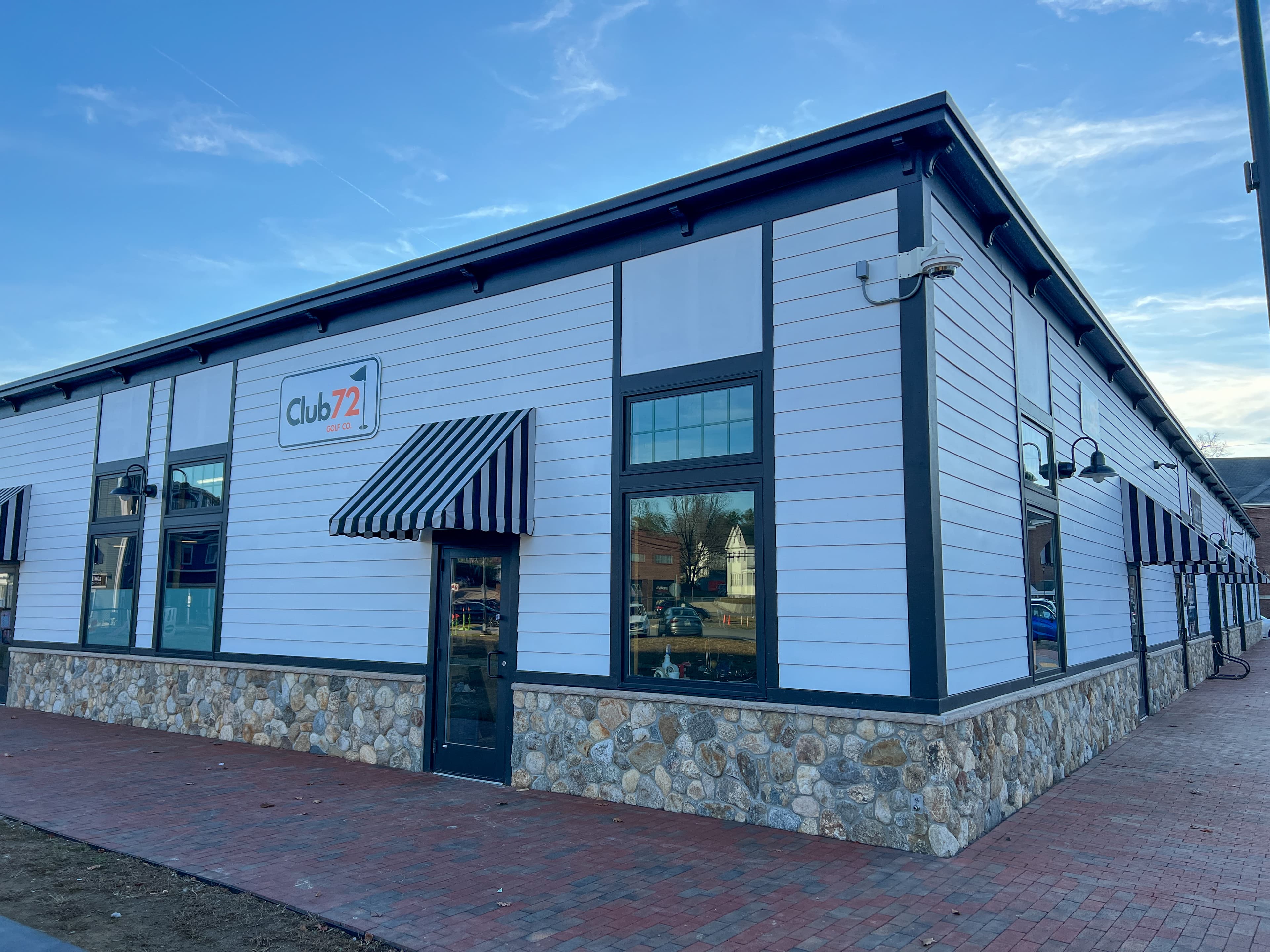 Club 72 Golf Simulators - Image 2