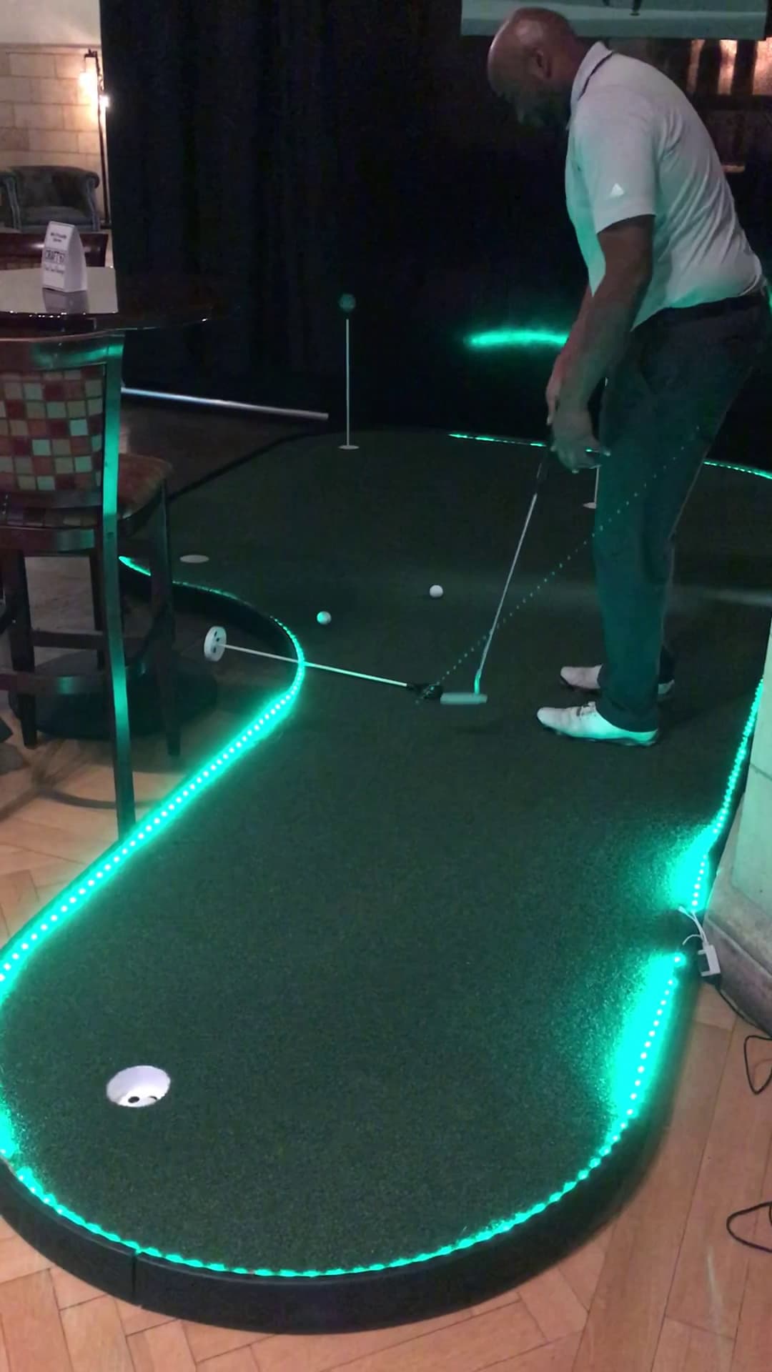 ProXimity Golf Lounge - Image 8