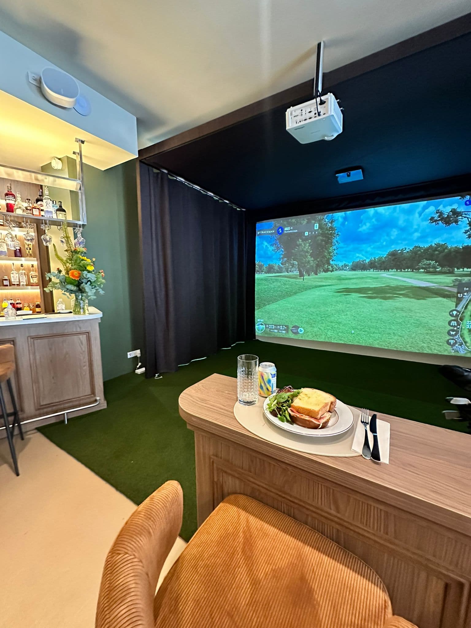 BIRDIELAND - Urban Golf Club - Image 1