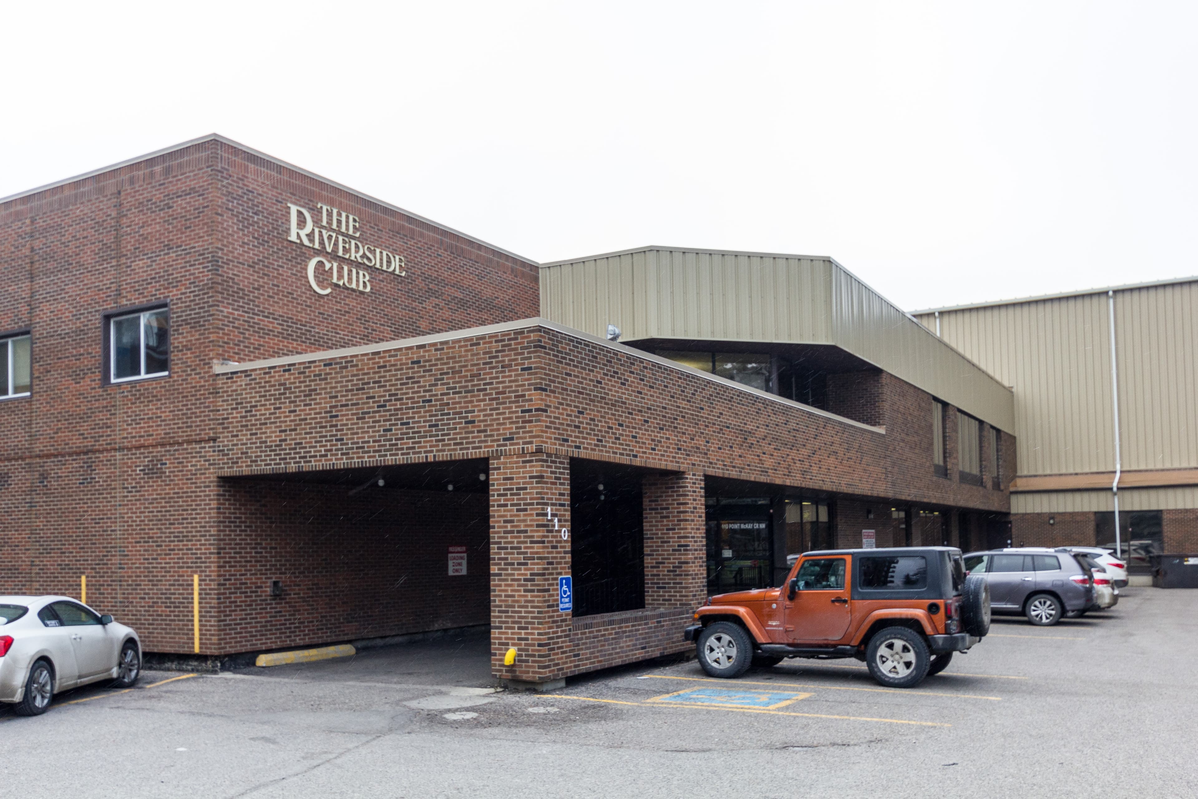 Riverside Golf Centre - Image 10