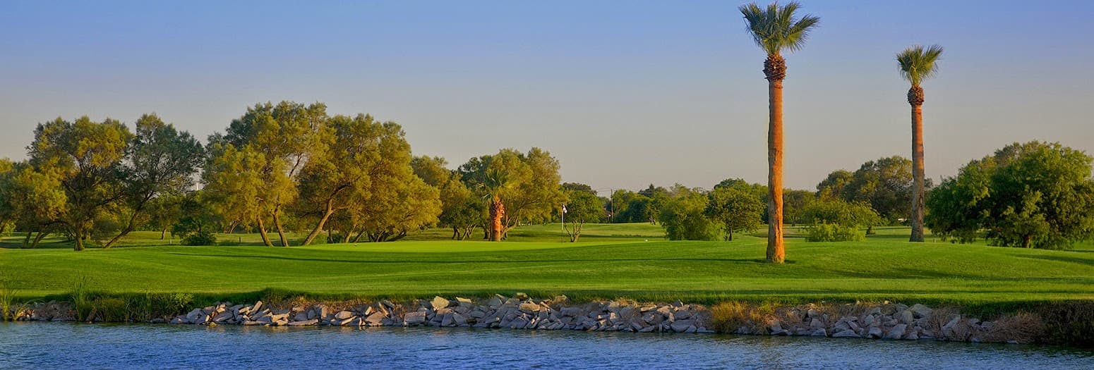 Lozano Golf Center - Image 7