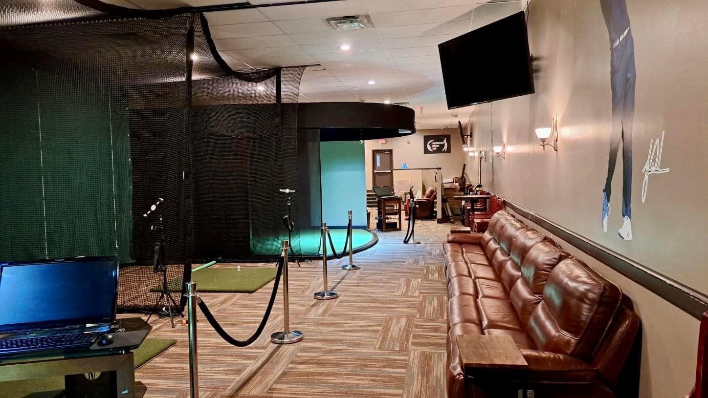 Bushwood Indoor Golf - Image 1