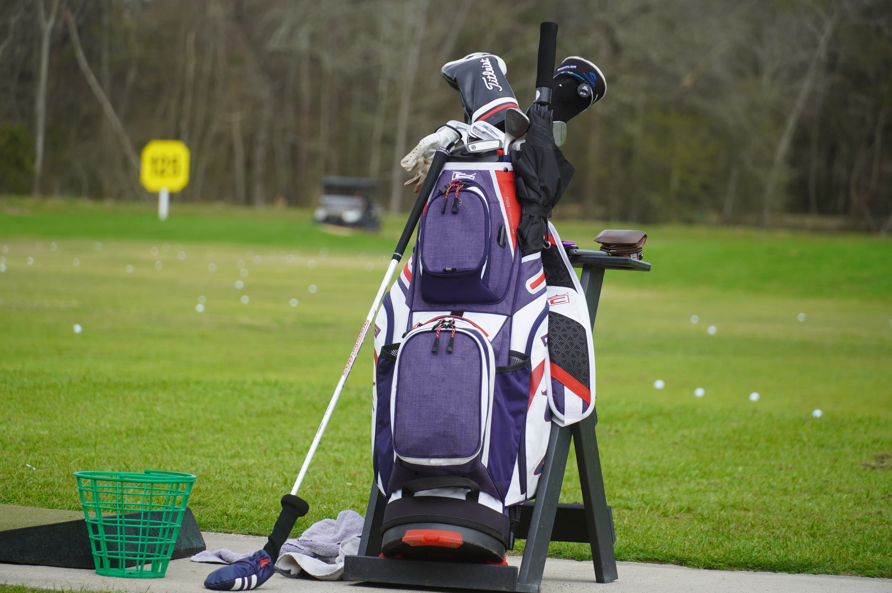 Golf World - Image 10