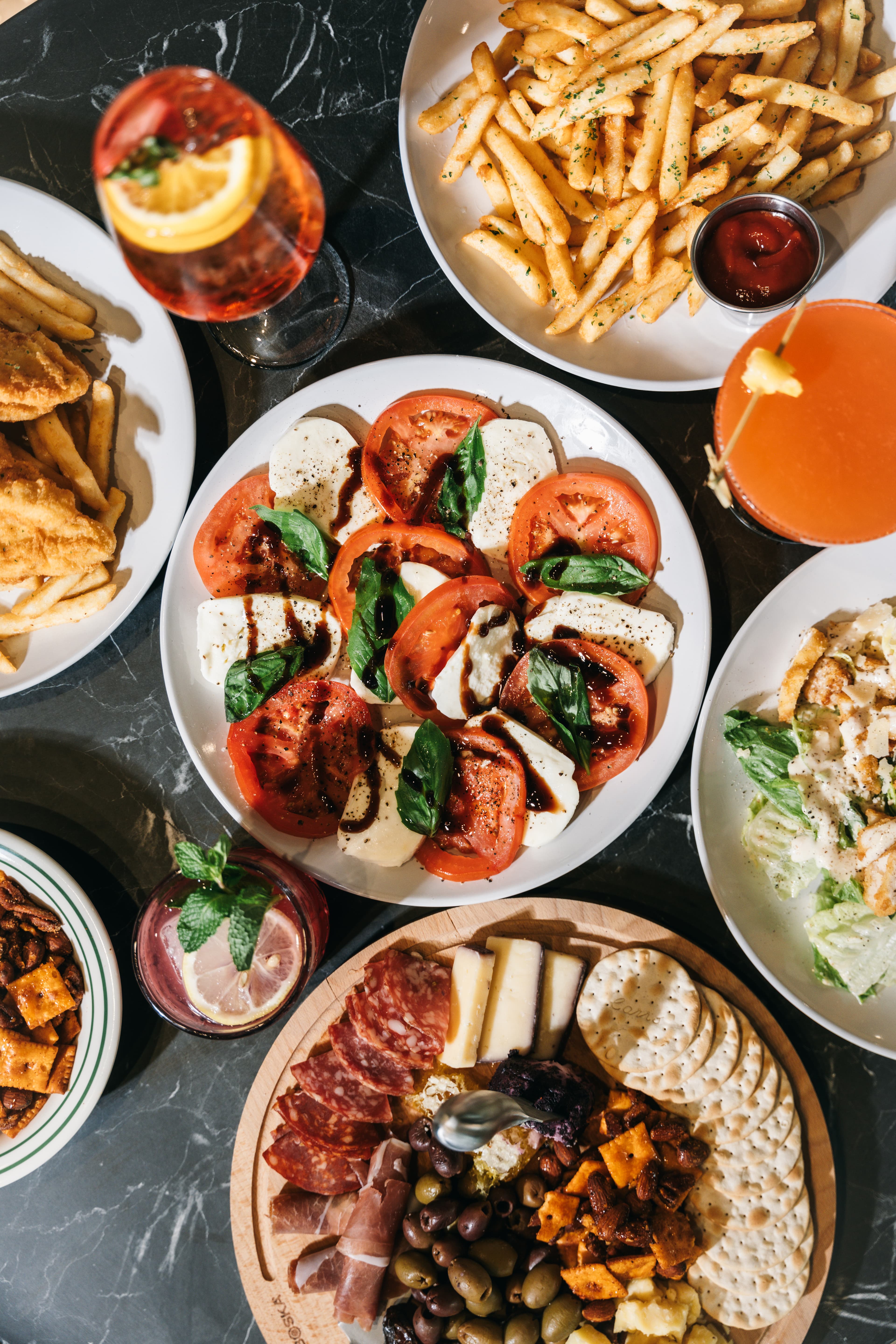 Birdies Golf Lounge - Image 9