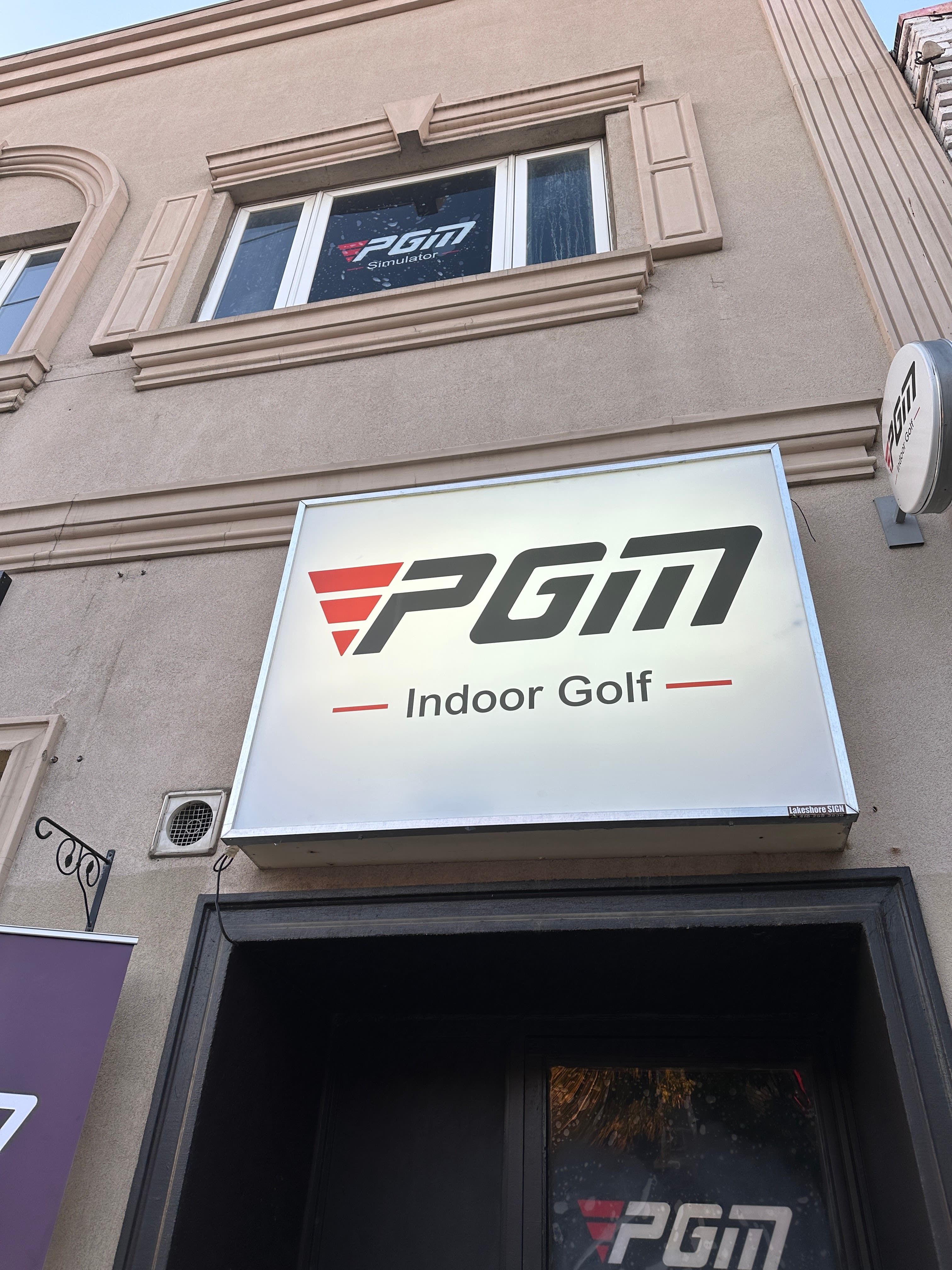 PGM Indoor Golf - Image 4