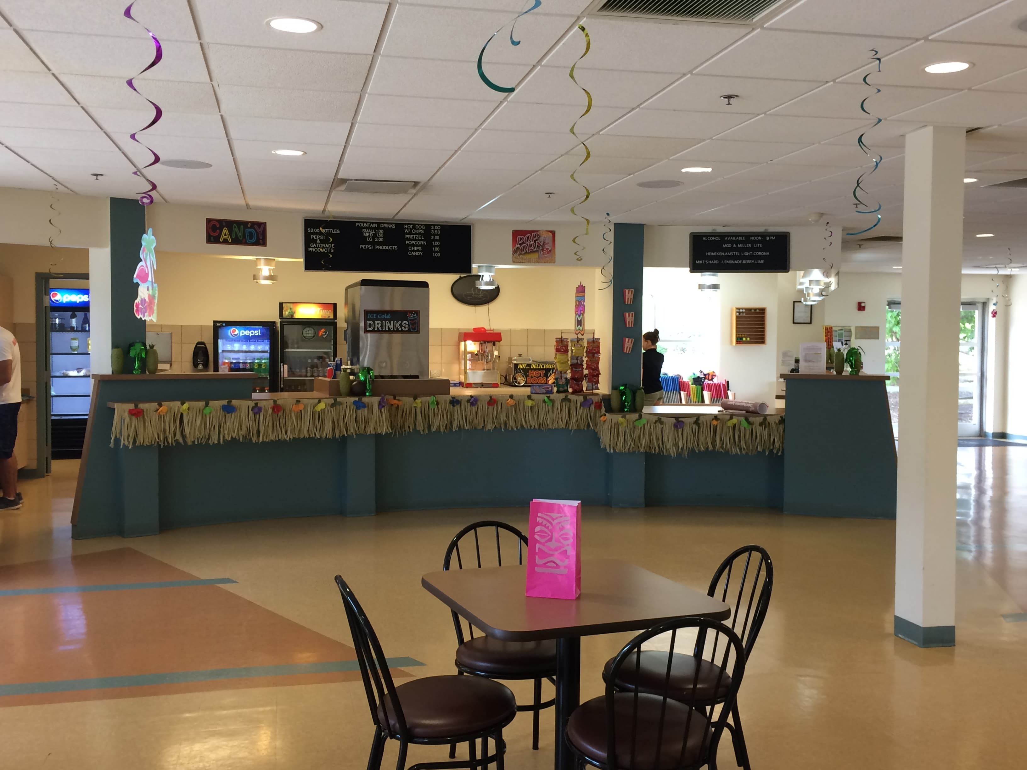 Links and Tees Golf Club - Image 10