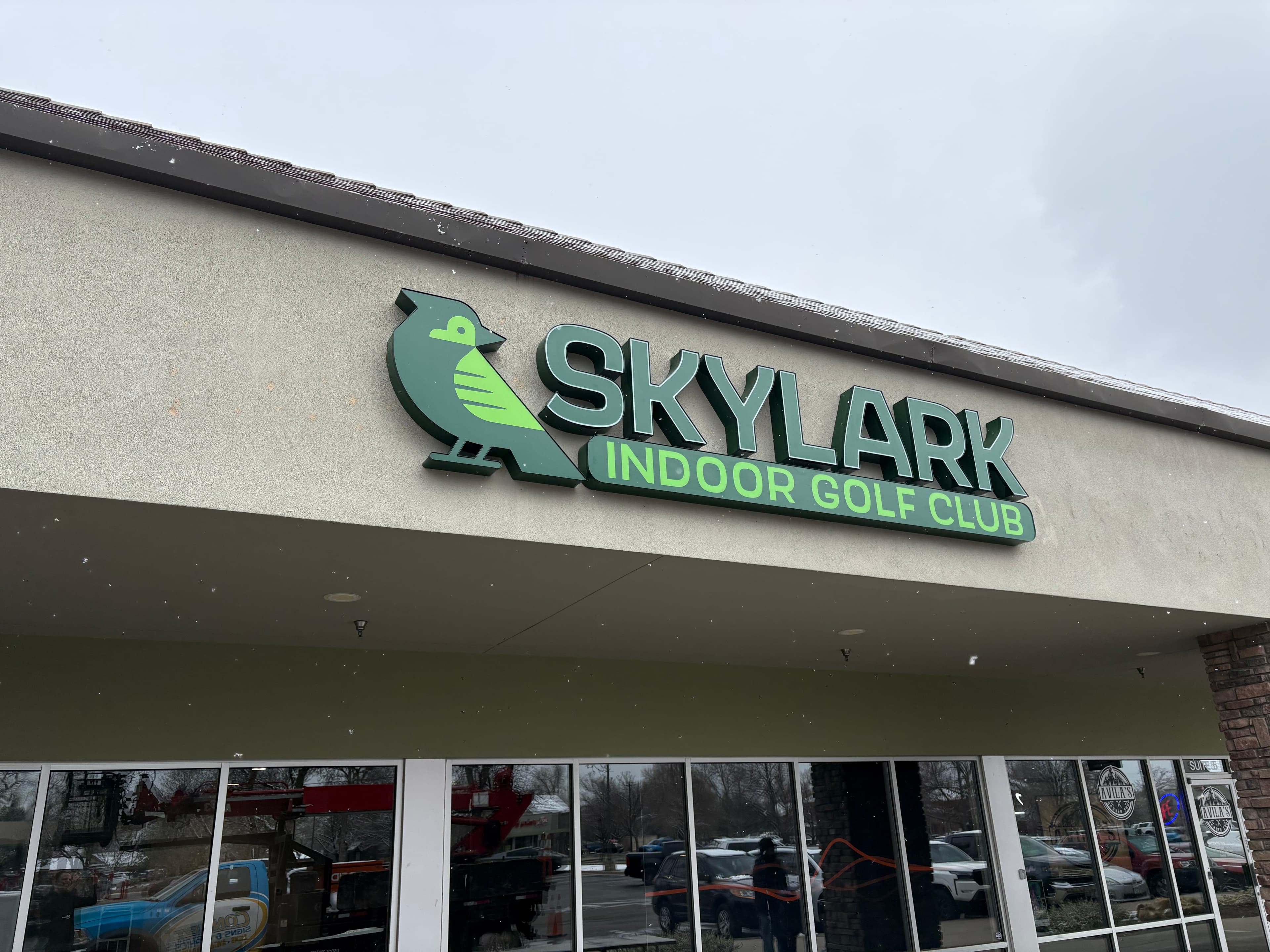 Skylark Indoor Golf Club - Image 6