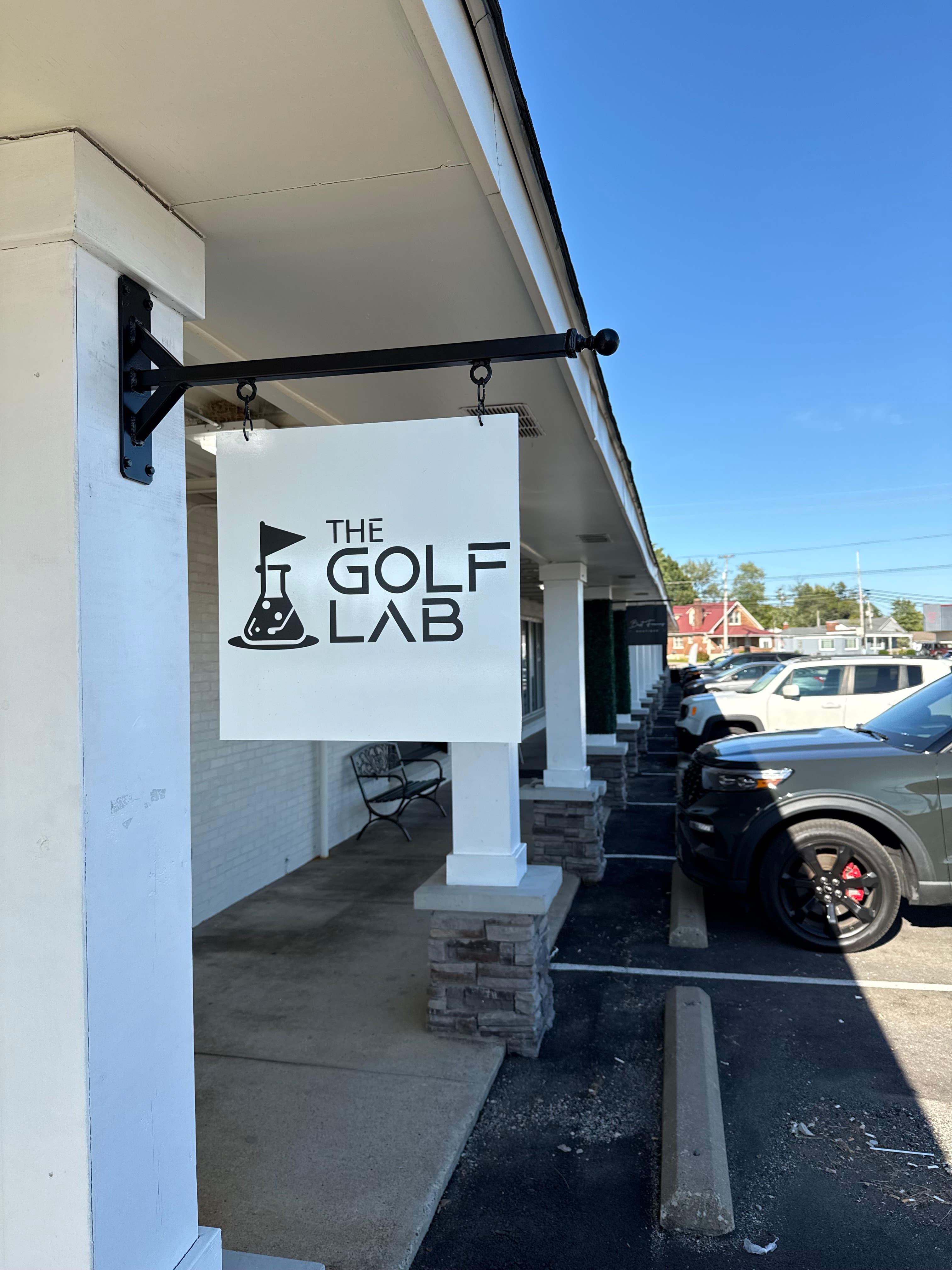 The Golf Lab | Trackman Indoor Golf Simulator - Image 2