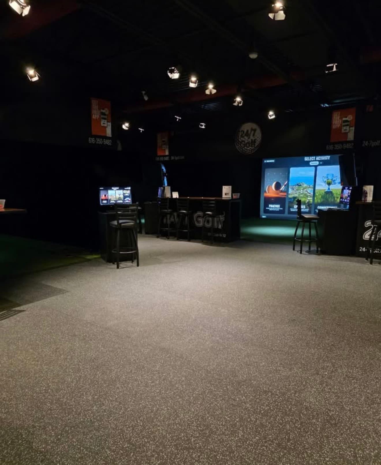 24/7 Golf Haslett - Image 6