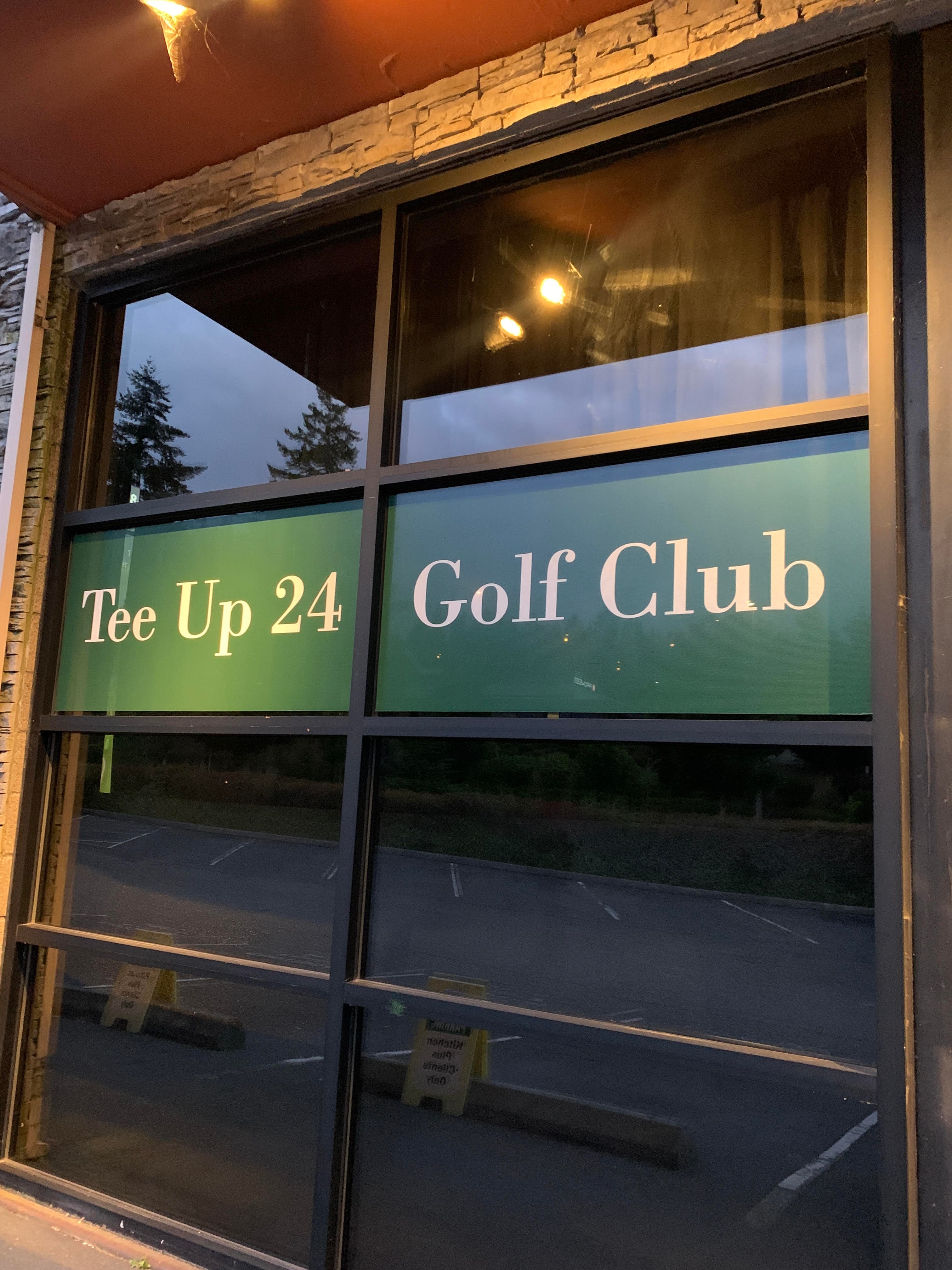 Tee up 24 Golf Club - Image 2