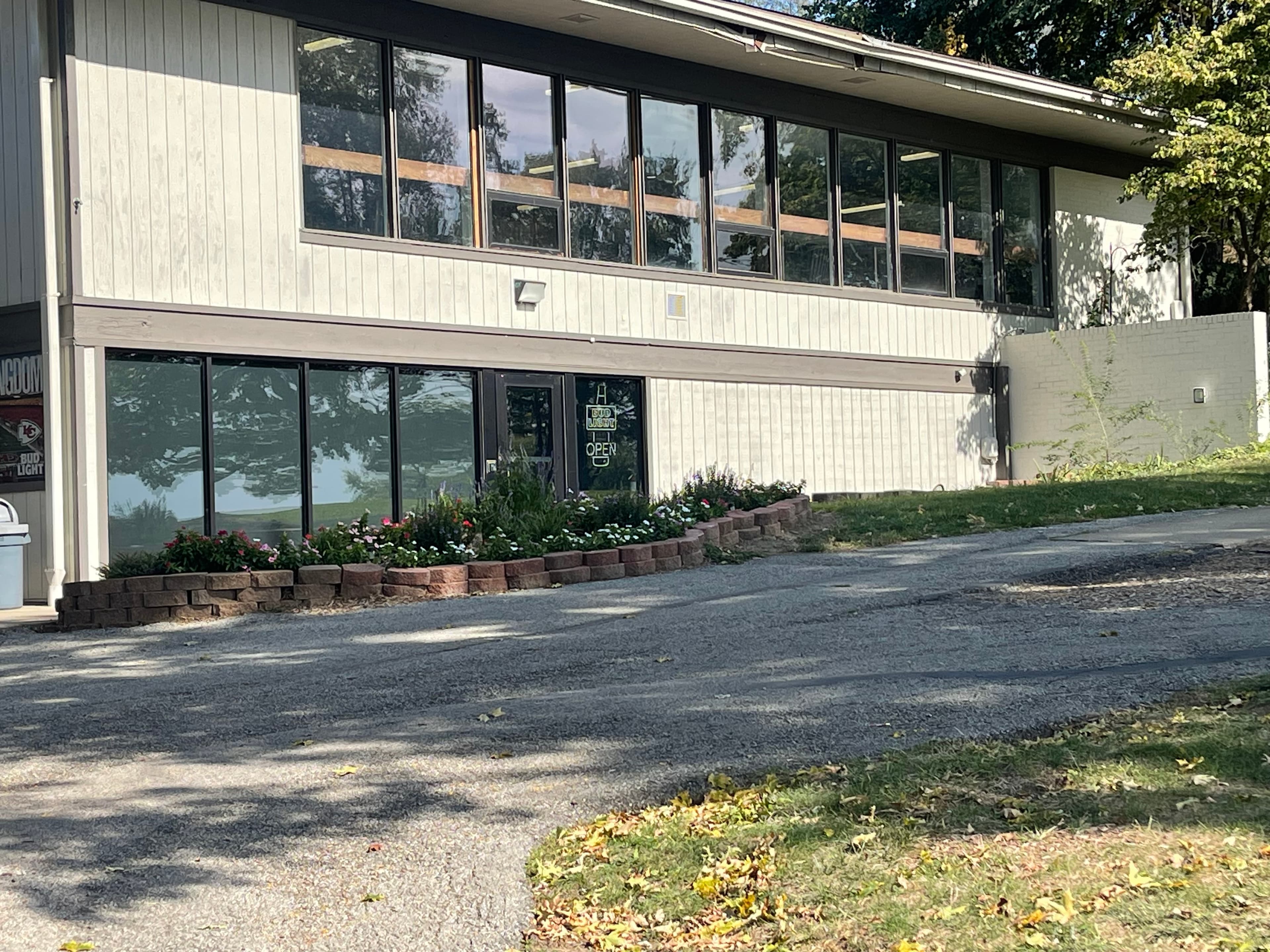 The Bunker at Bellevue - Image 3