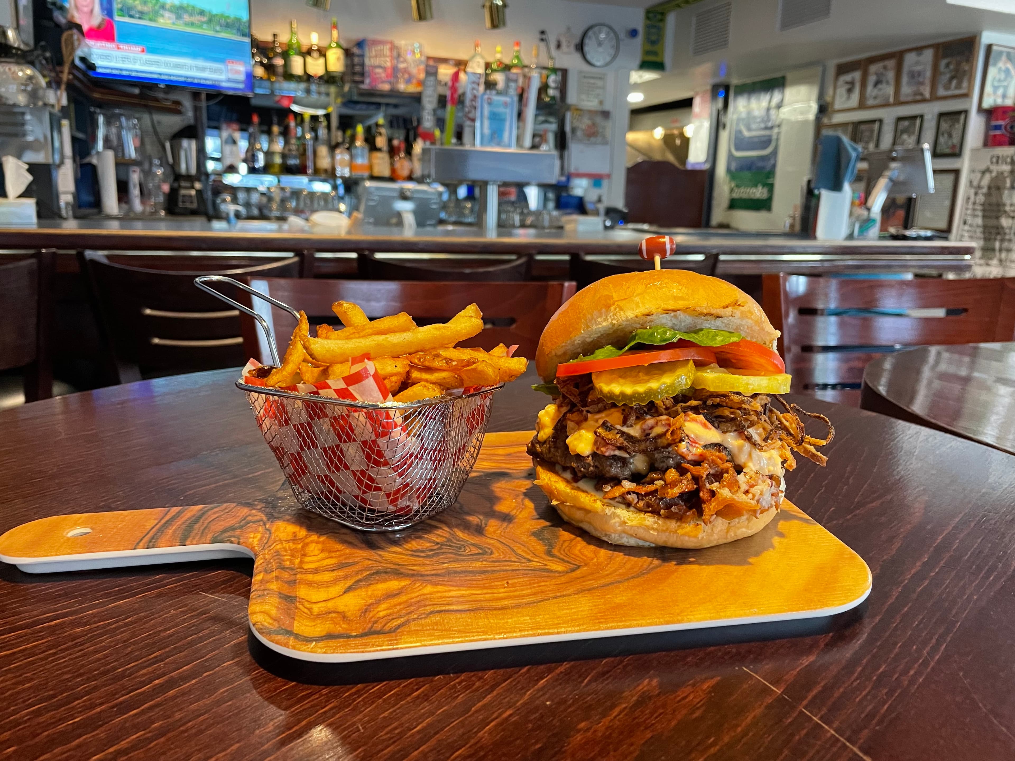 The Roster Sports Club Bar & Grill - Image 3