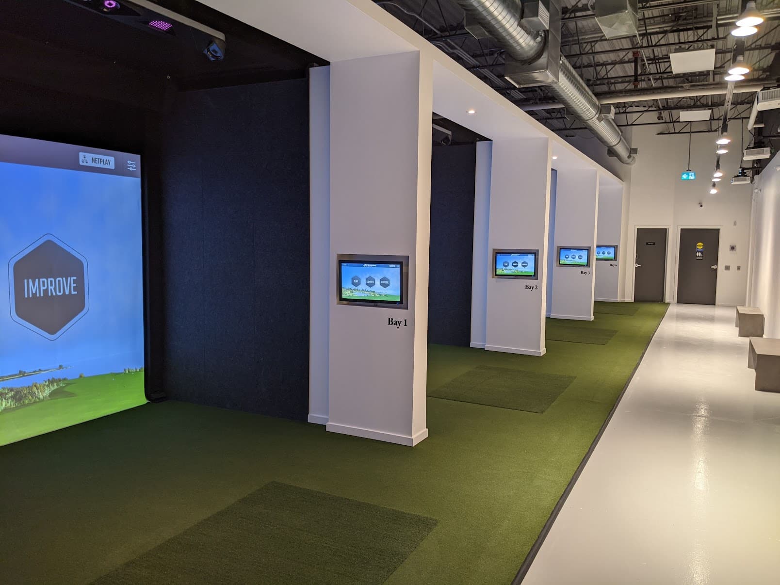 Uptown Golf - Image 2