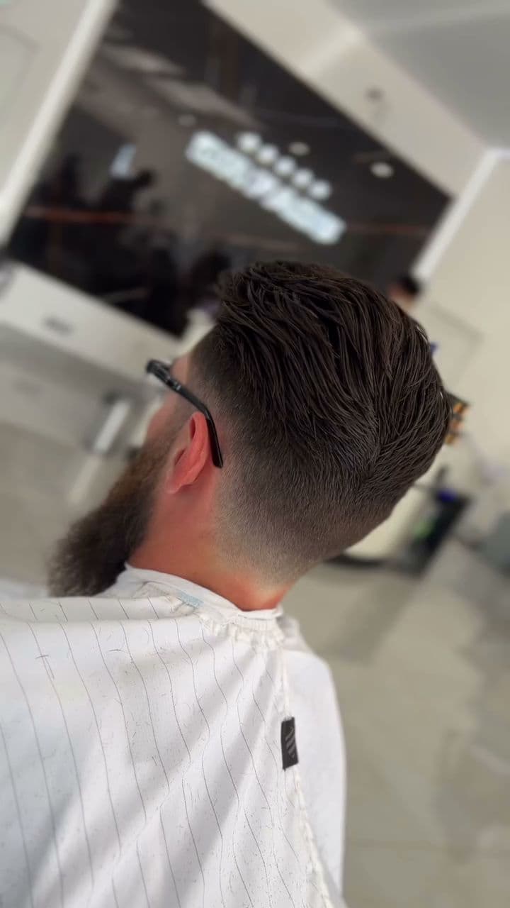 Fade Range - Barbershop Hair Salon & Indoor Golf Course - Image 1