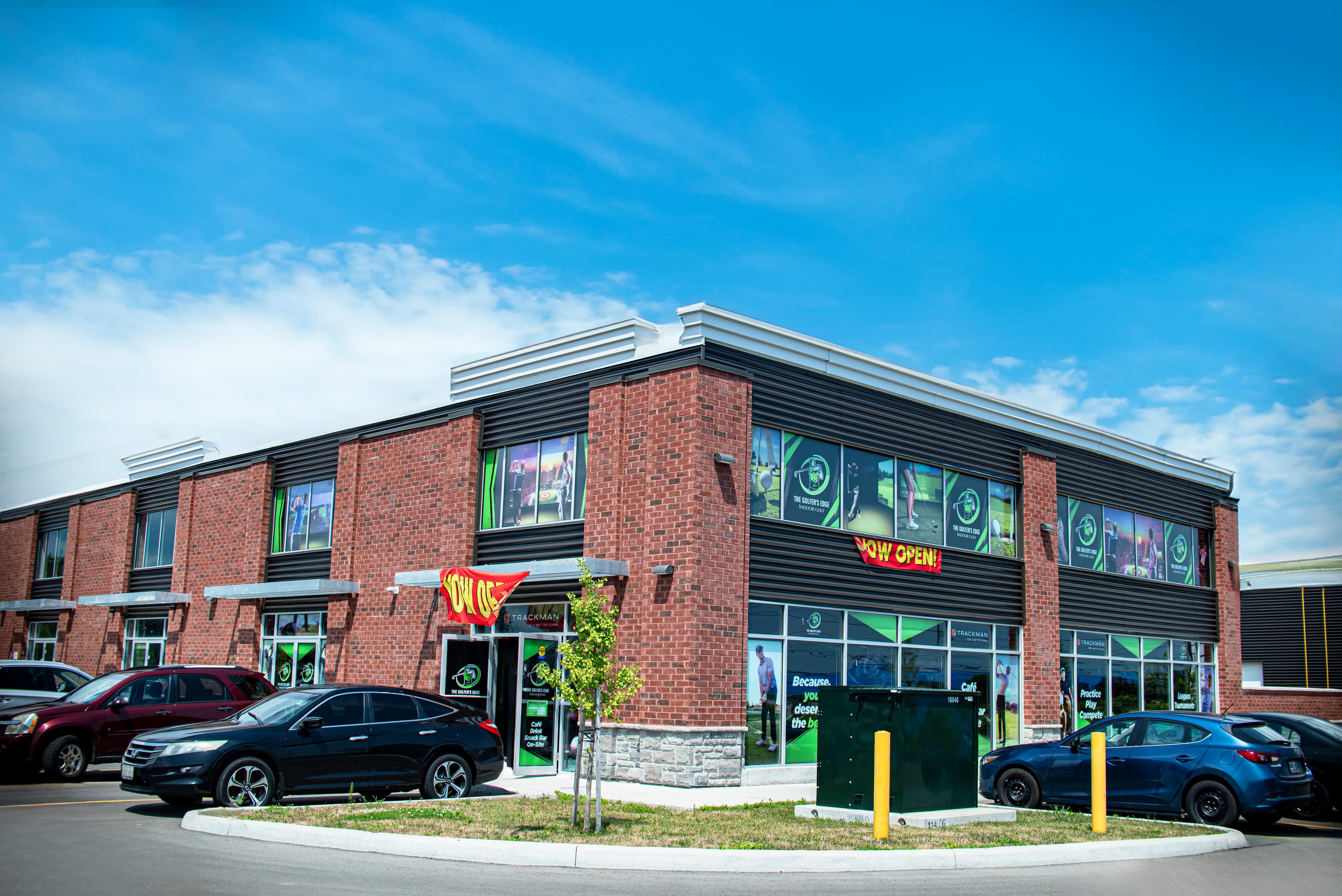 The Golfers Edge- Indoor Golf - Image 1