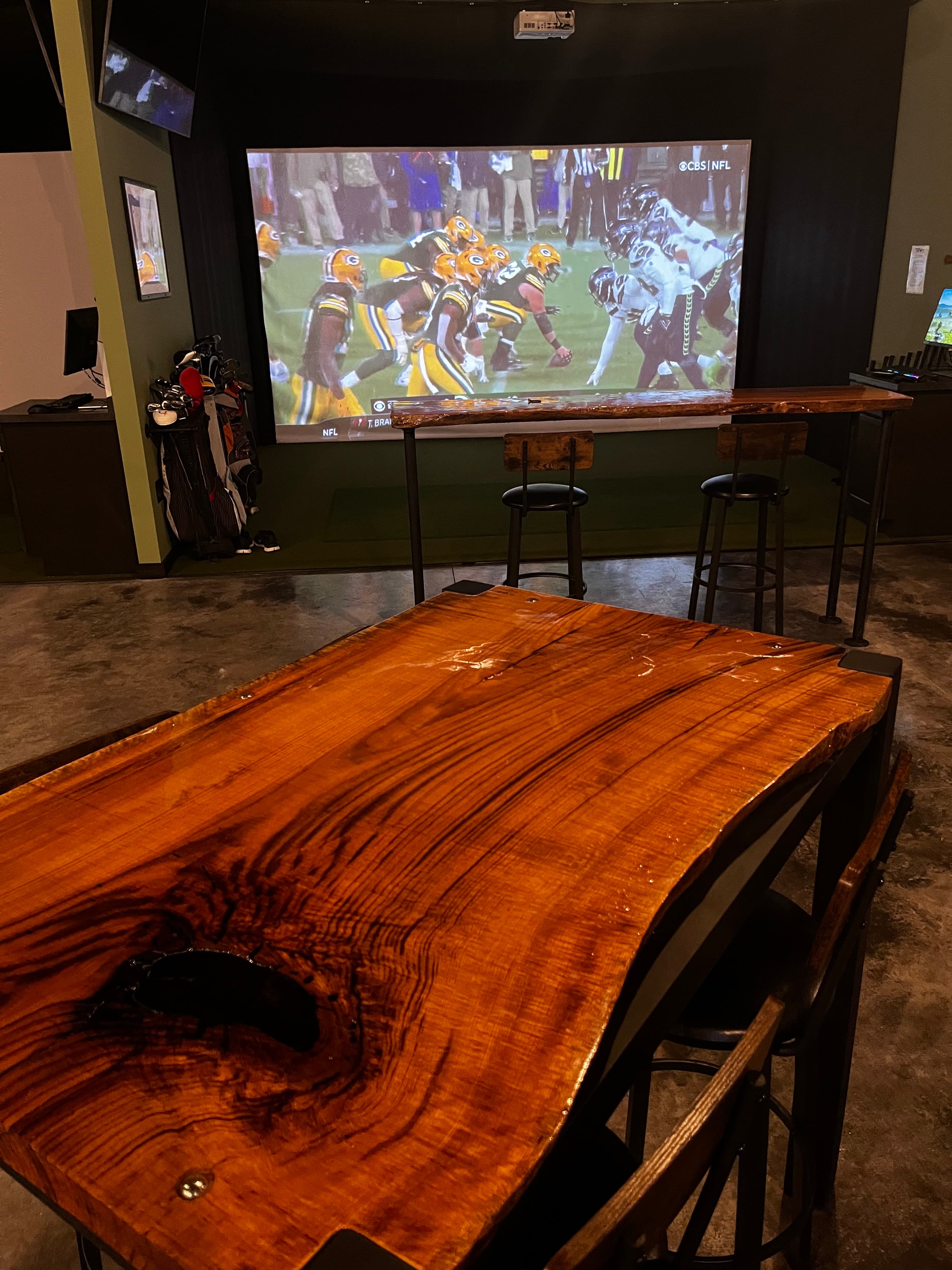 TBox Indoor Golf and Sports Bar - Image 4