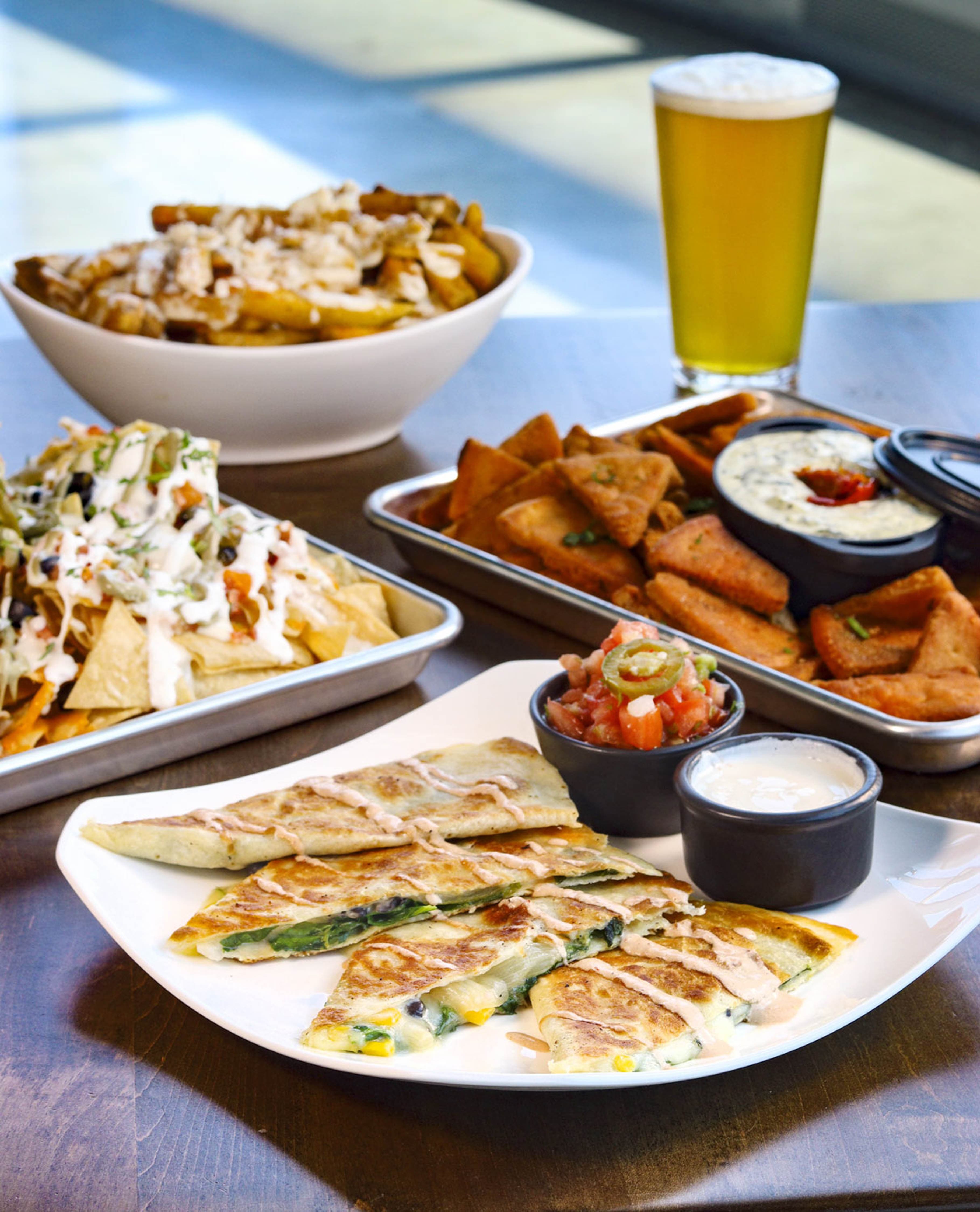 TopGolf Swing Suite, Bar & Kitchen - Image 6