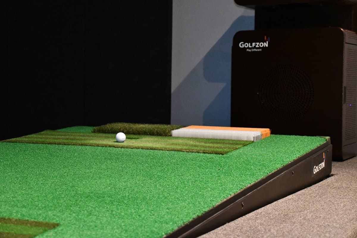 Golfzon North Indoor Golf - Image 7