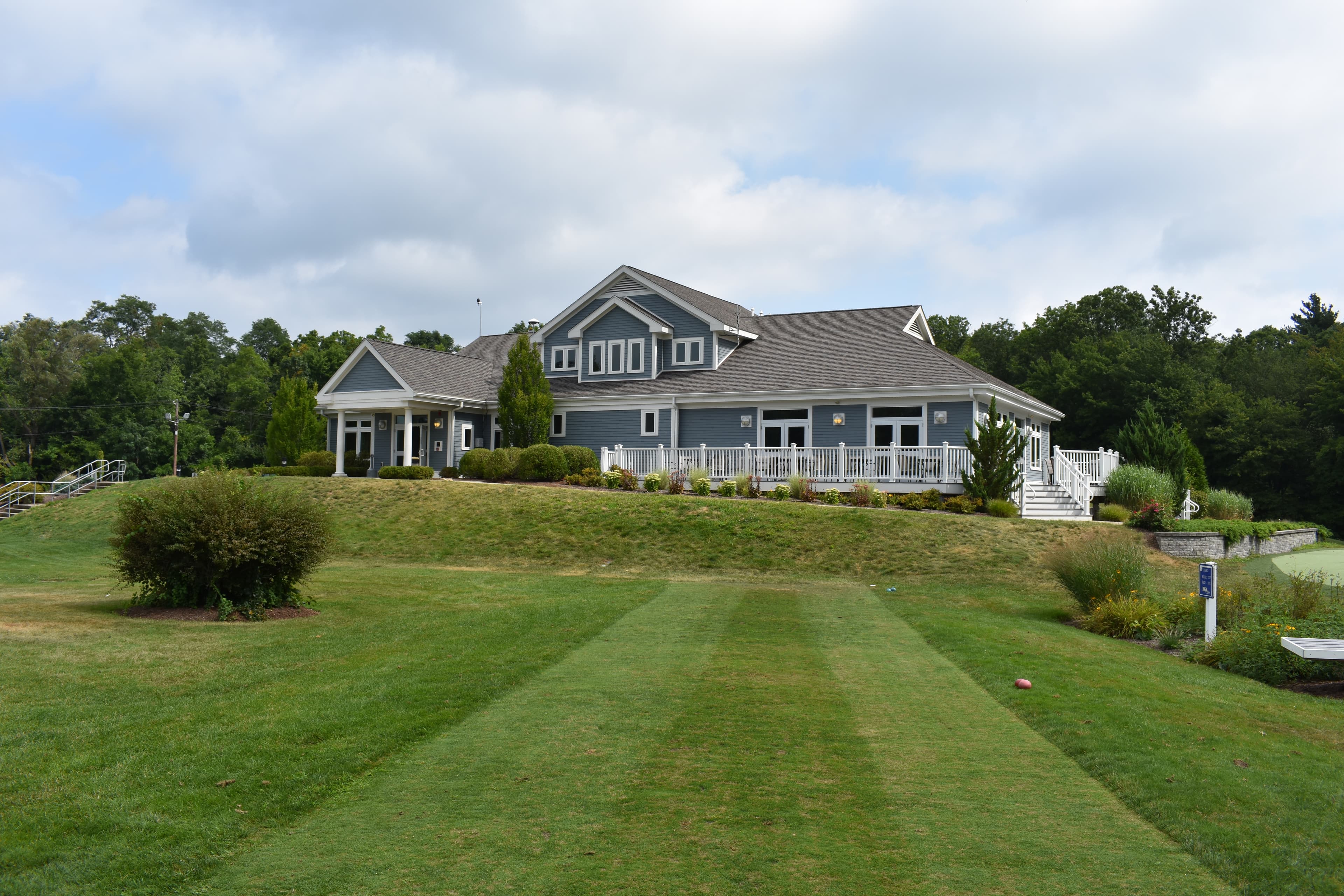 The Links at Mass Golf - Image 7