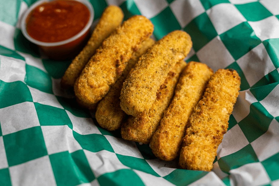 Tap In Golf Bar Sussex Indoor Golf Simulators - Image 2