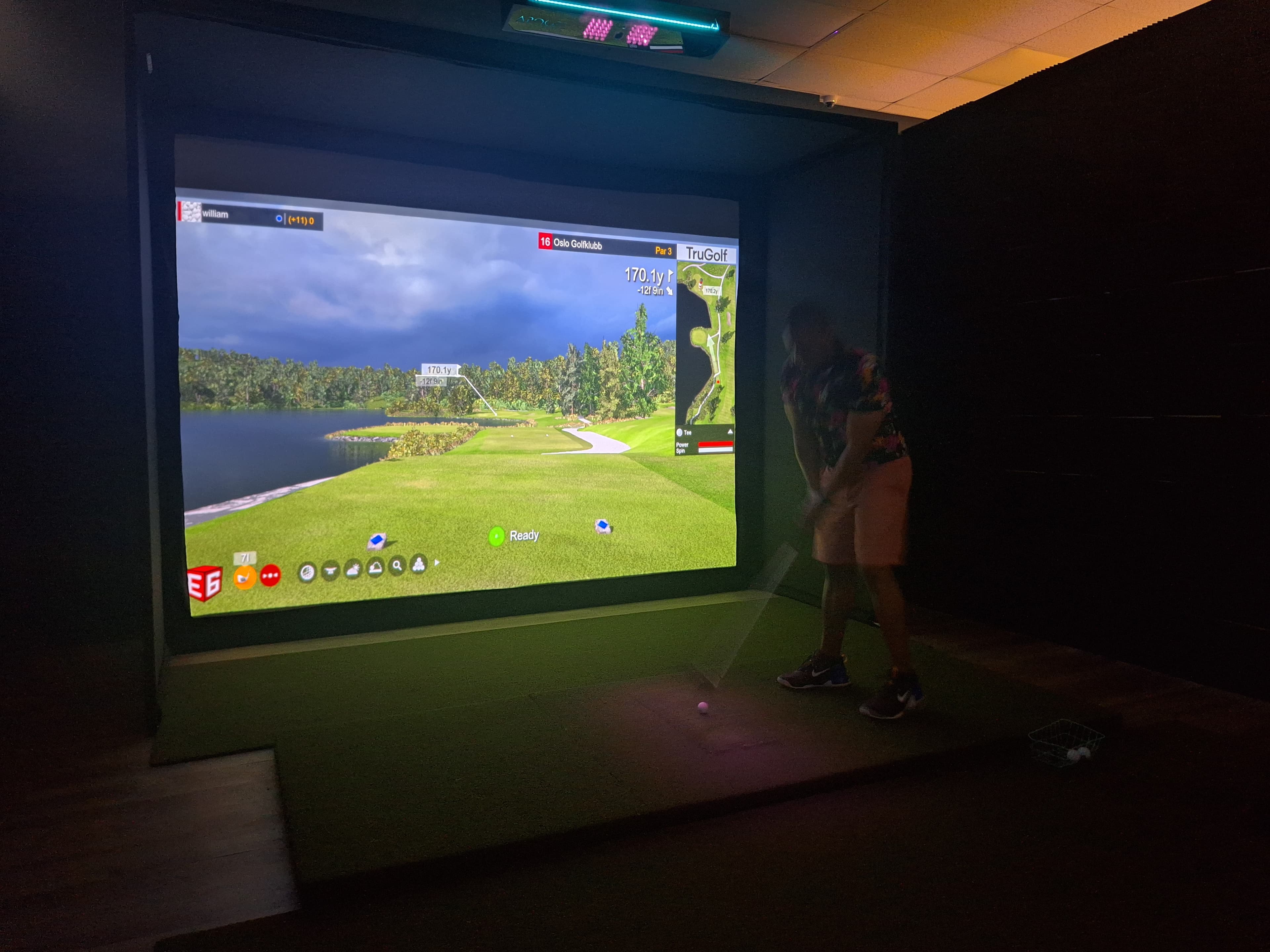 Golf2Grow Indoor Golf Experience - Image 4