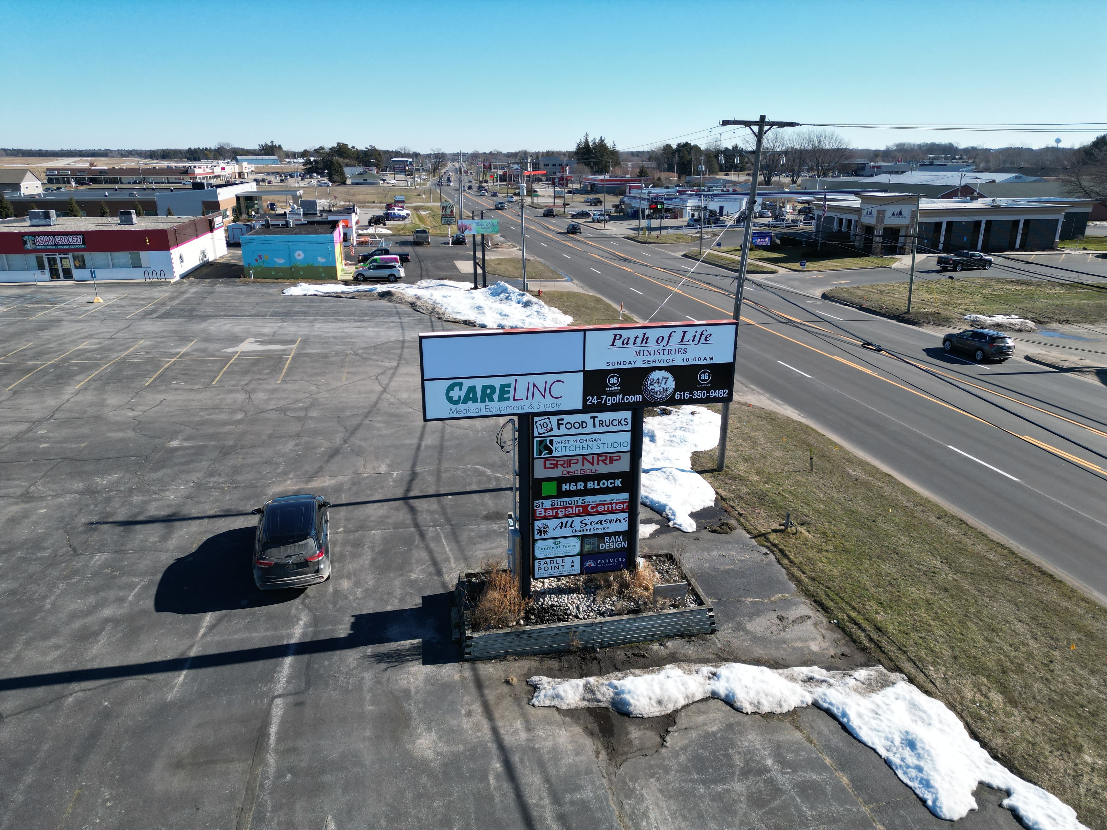 24/7 Golf - Ludington - Image 7