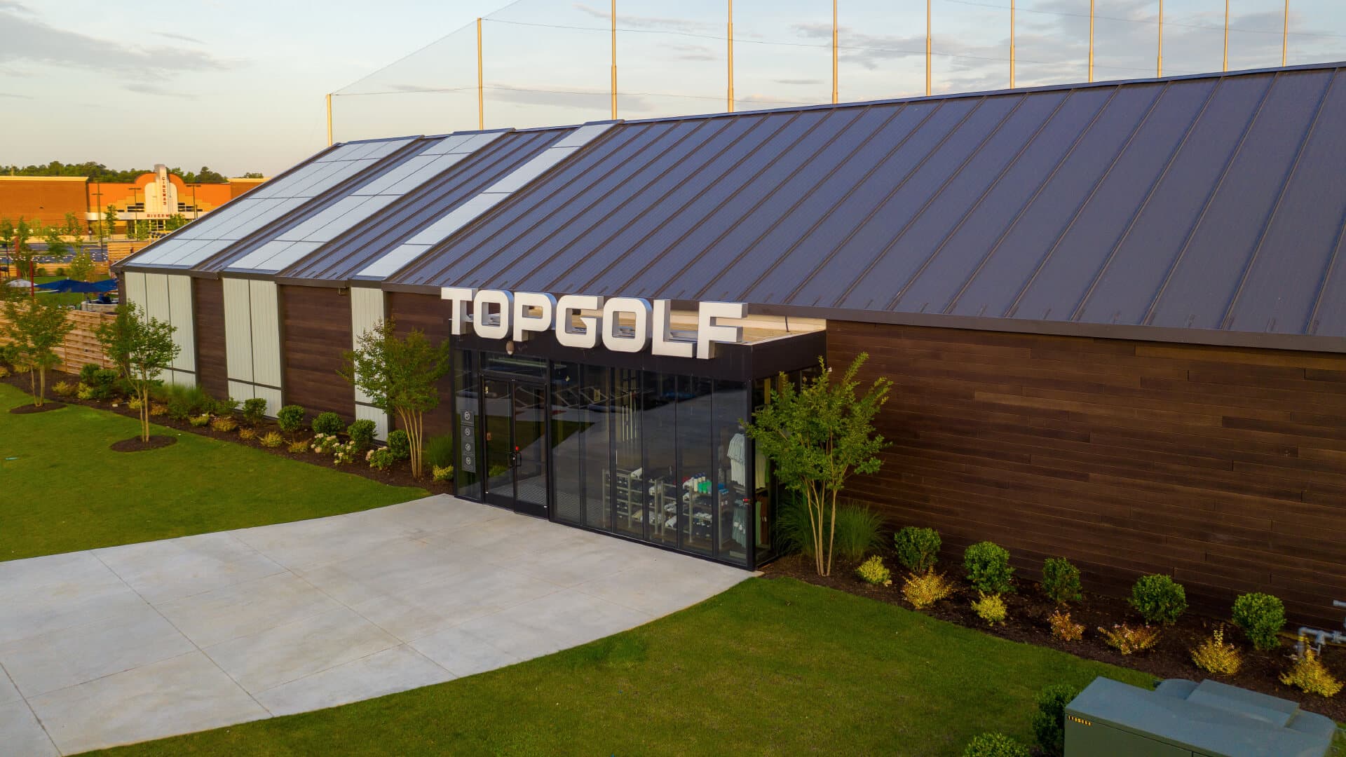 Topgolf - Image 1