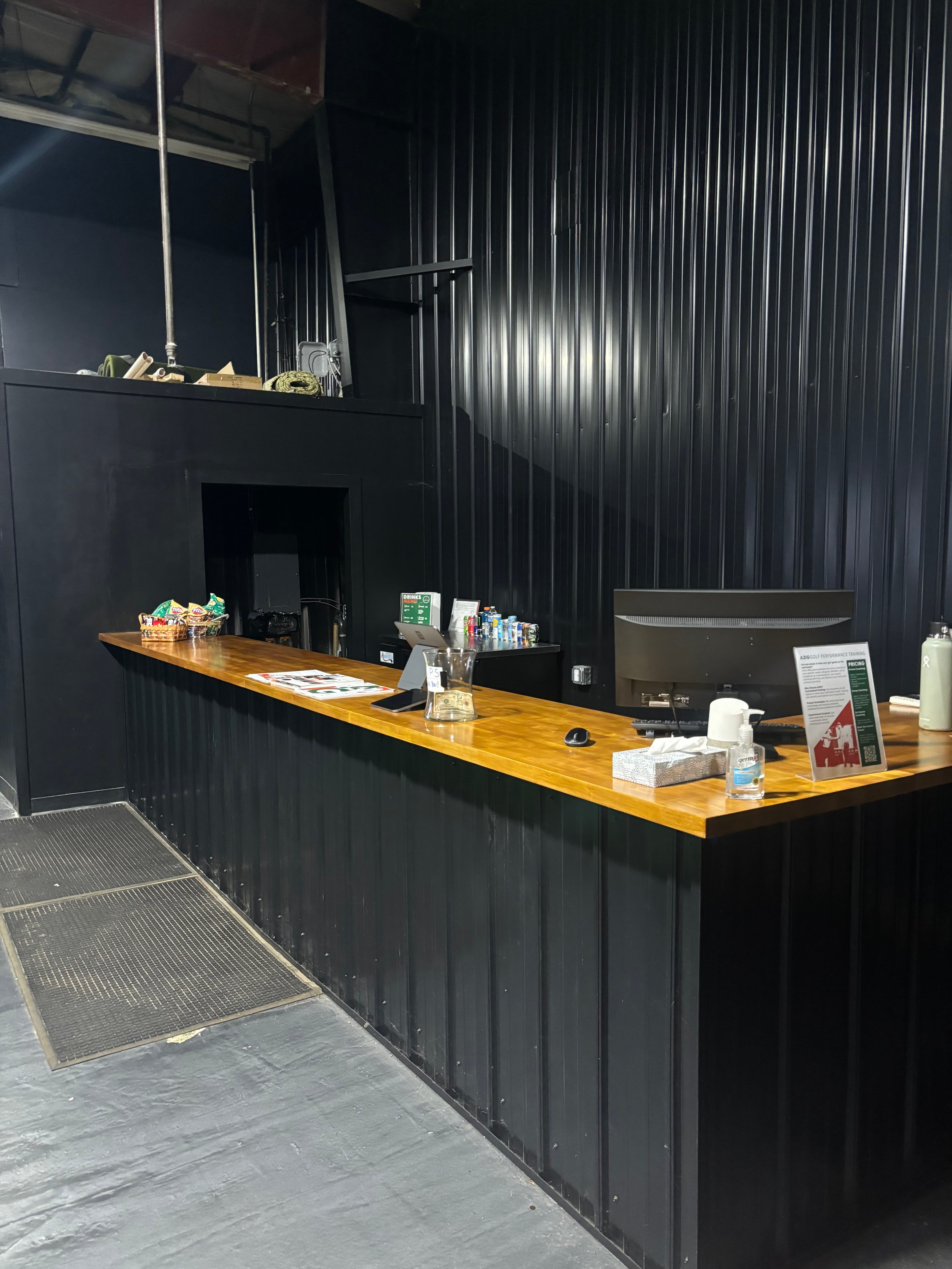 Ann Arbor Indoor Golf - Image 4