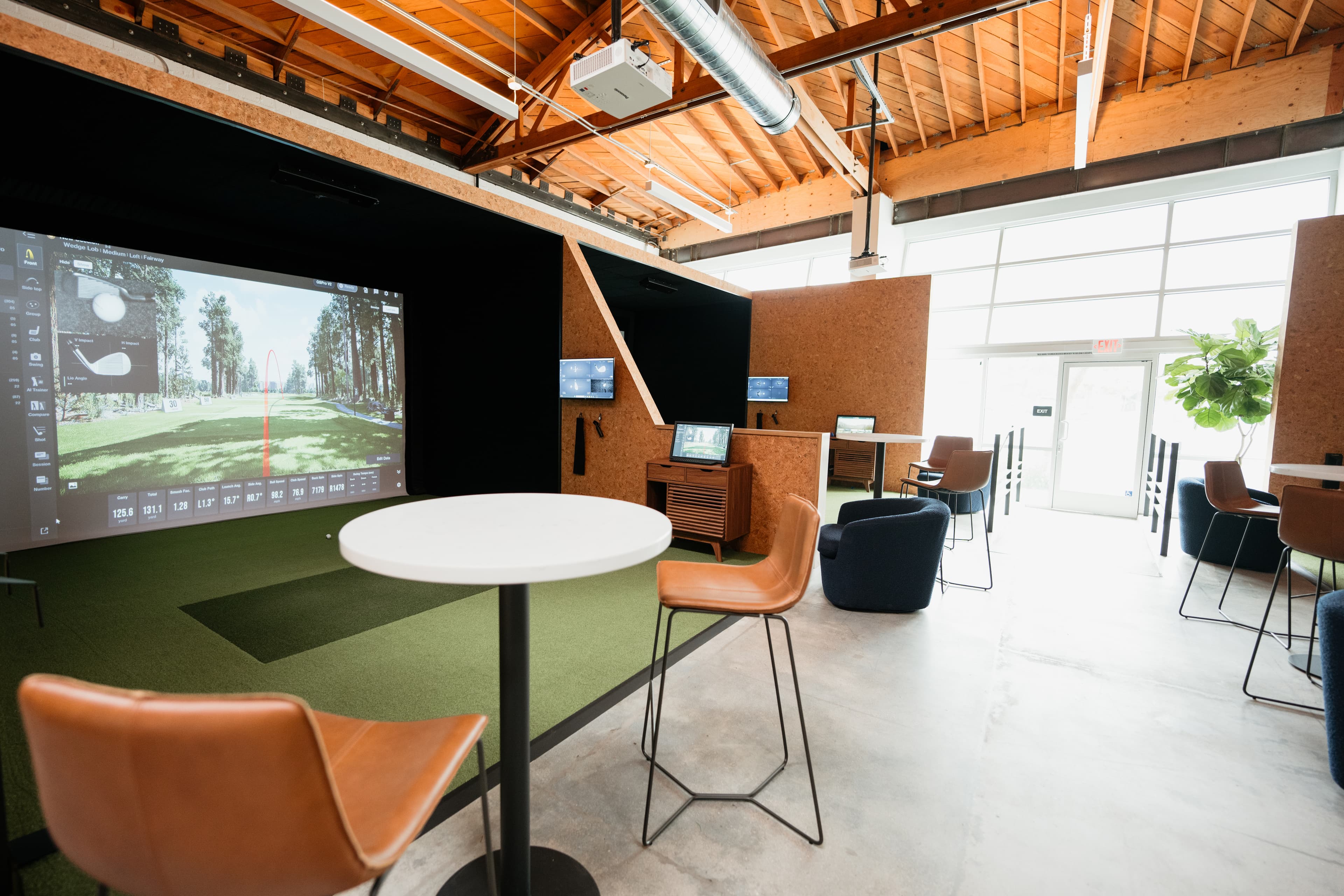 Four Wood Golf Club - Image 10