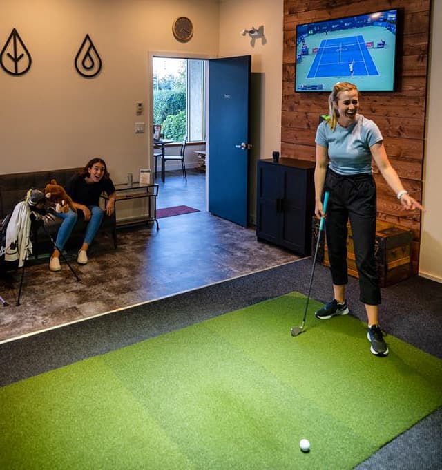 Iron & Wood Golf Simulators - Image 10