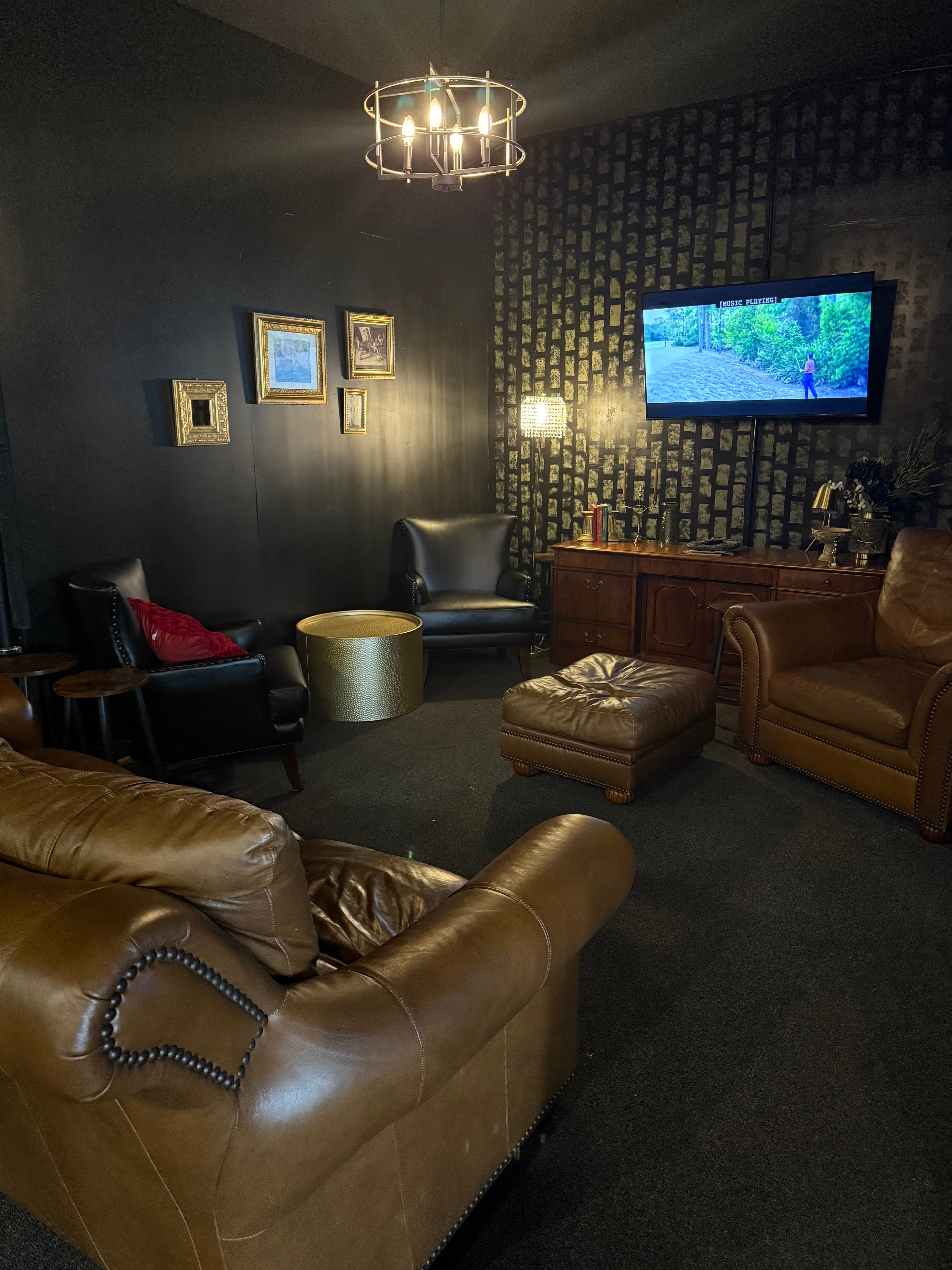 19th Hole Golf - Image 9