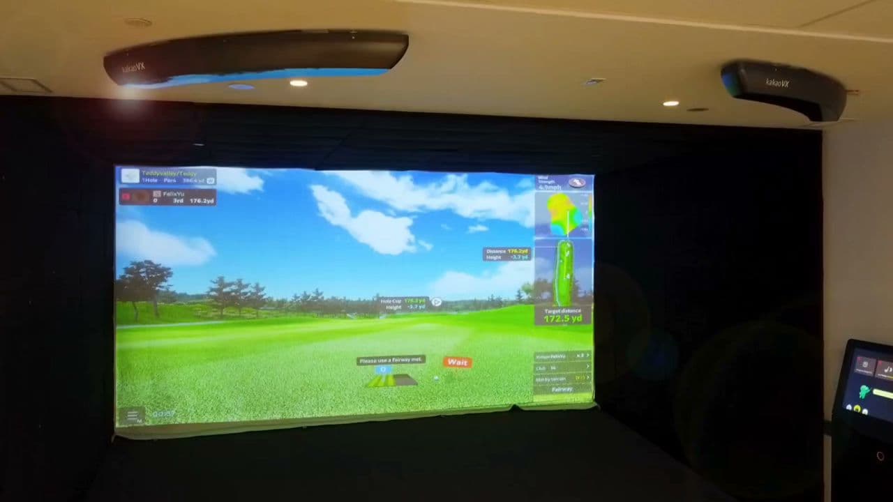 Buddy Plus - Indoor Golf Club - Image 2