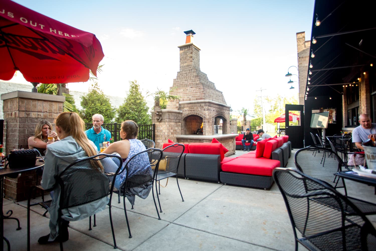 Crazy​ ​​Pour Sports Bar - Image 4