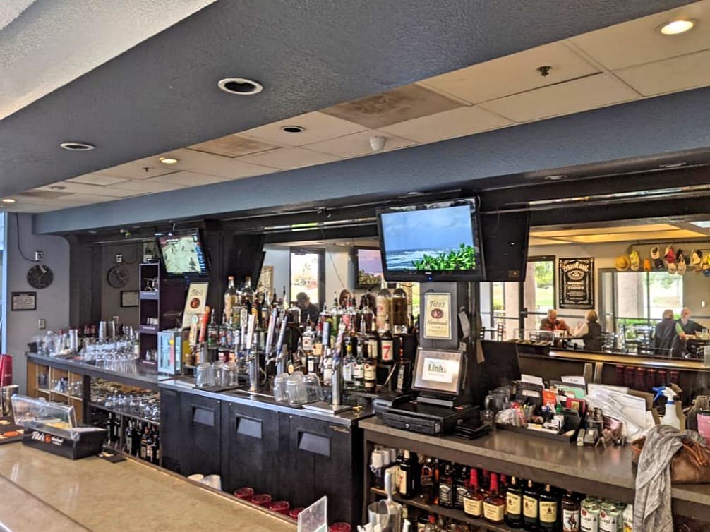 The Links Neighborhood Grill - Image 1