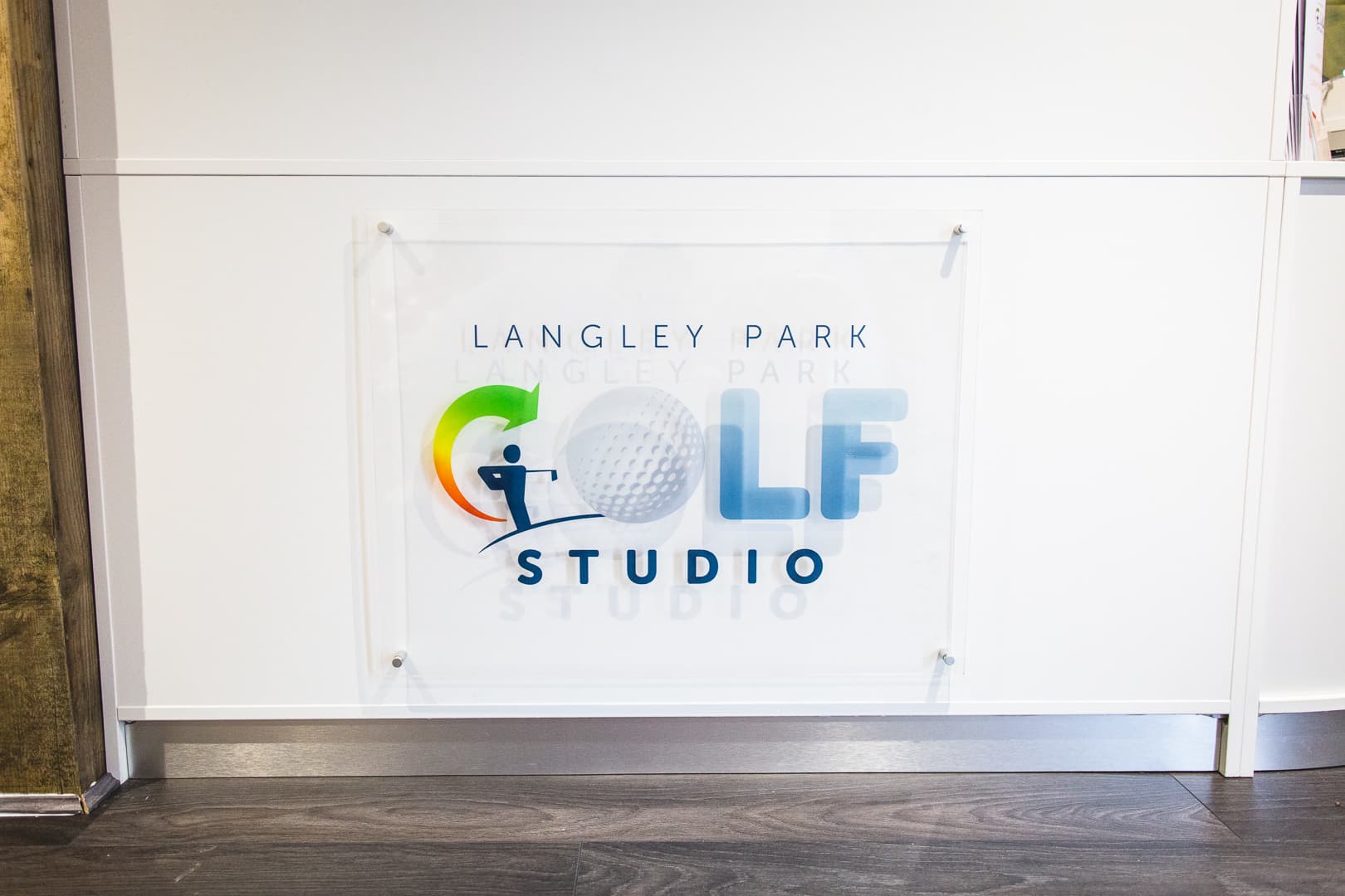 Langley Park Golf Studio - Image 4
